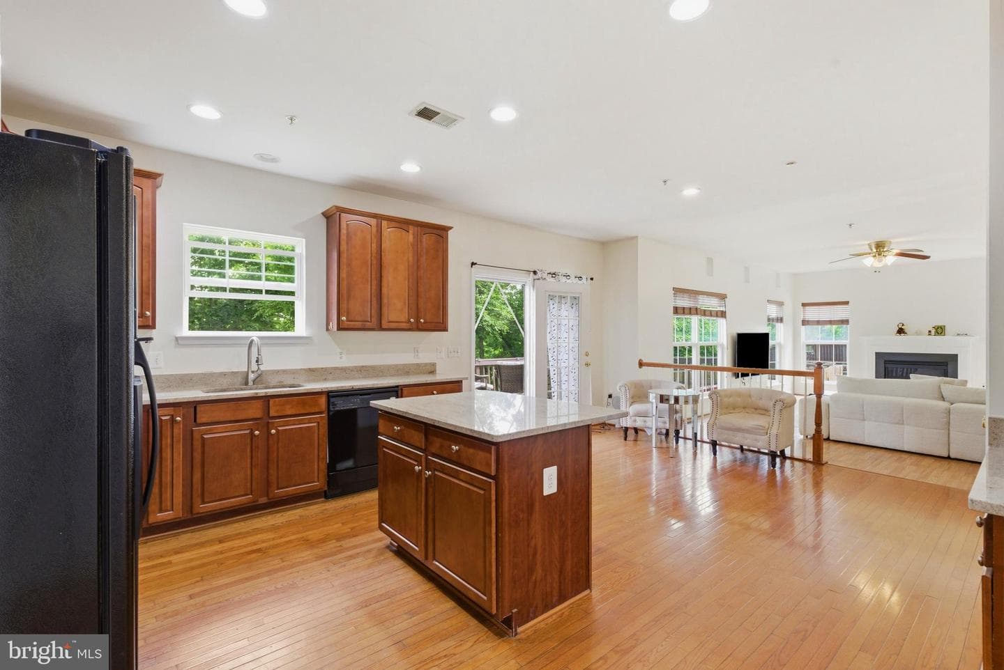 2905 Melisa Drive photo 13