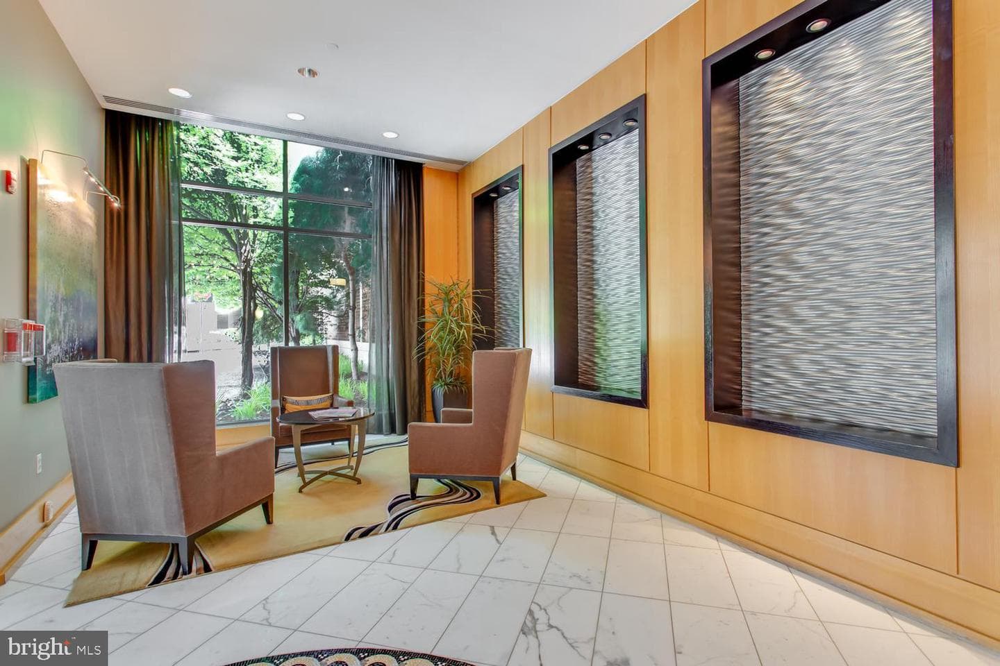 155 Potomac Passage #910 photo 10