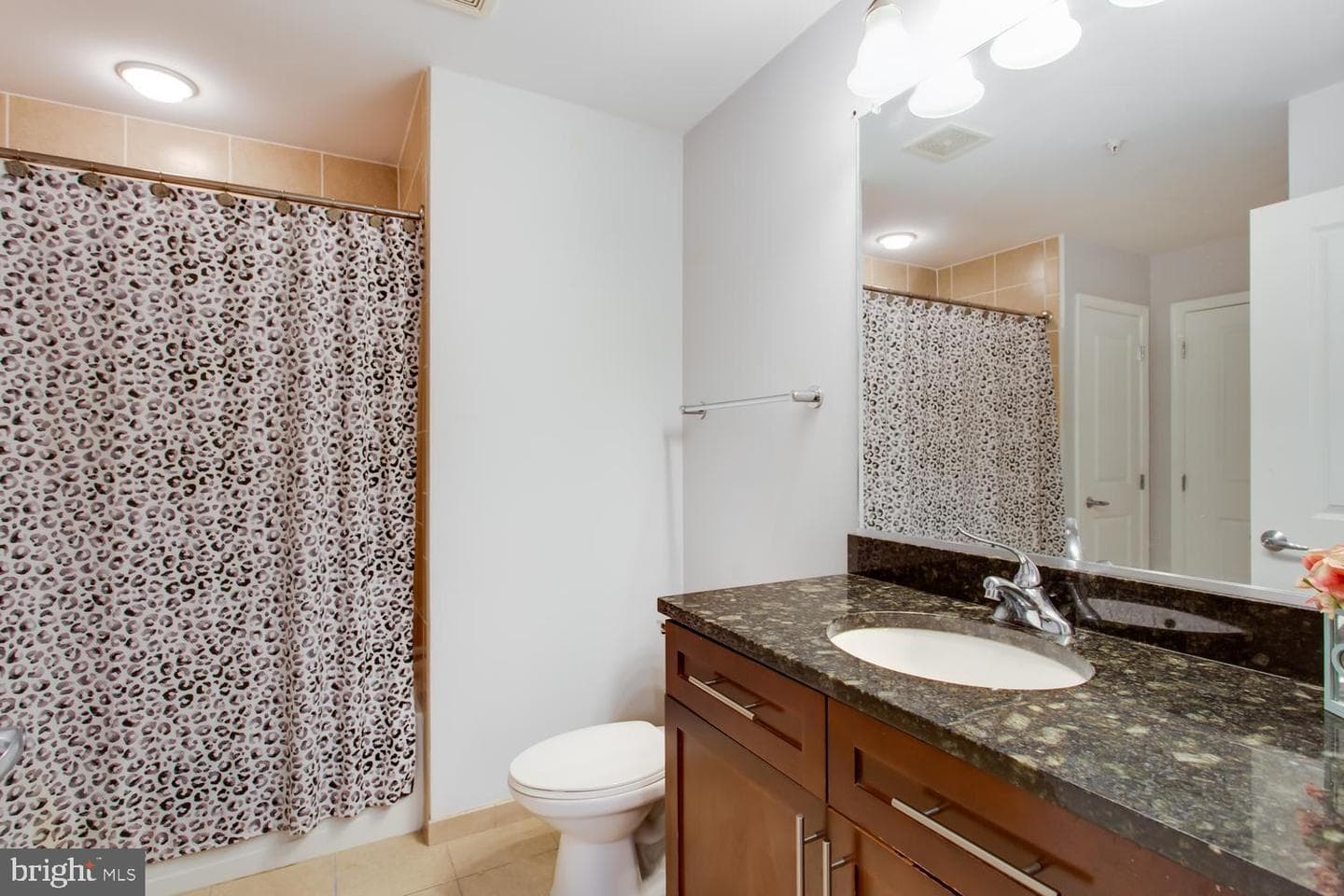 155 Potomac Passage #910 photo 23