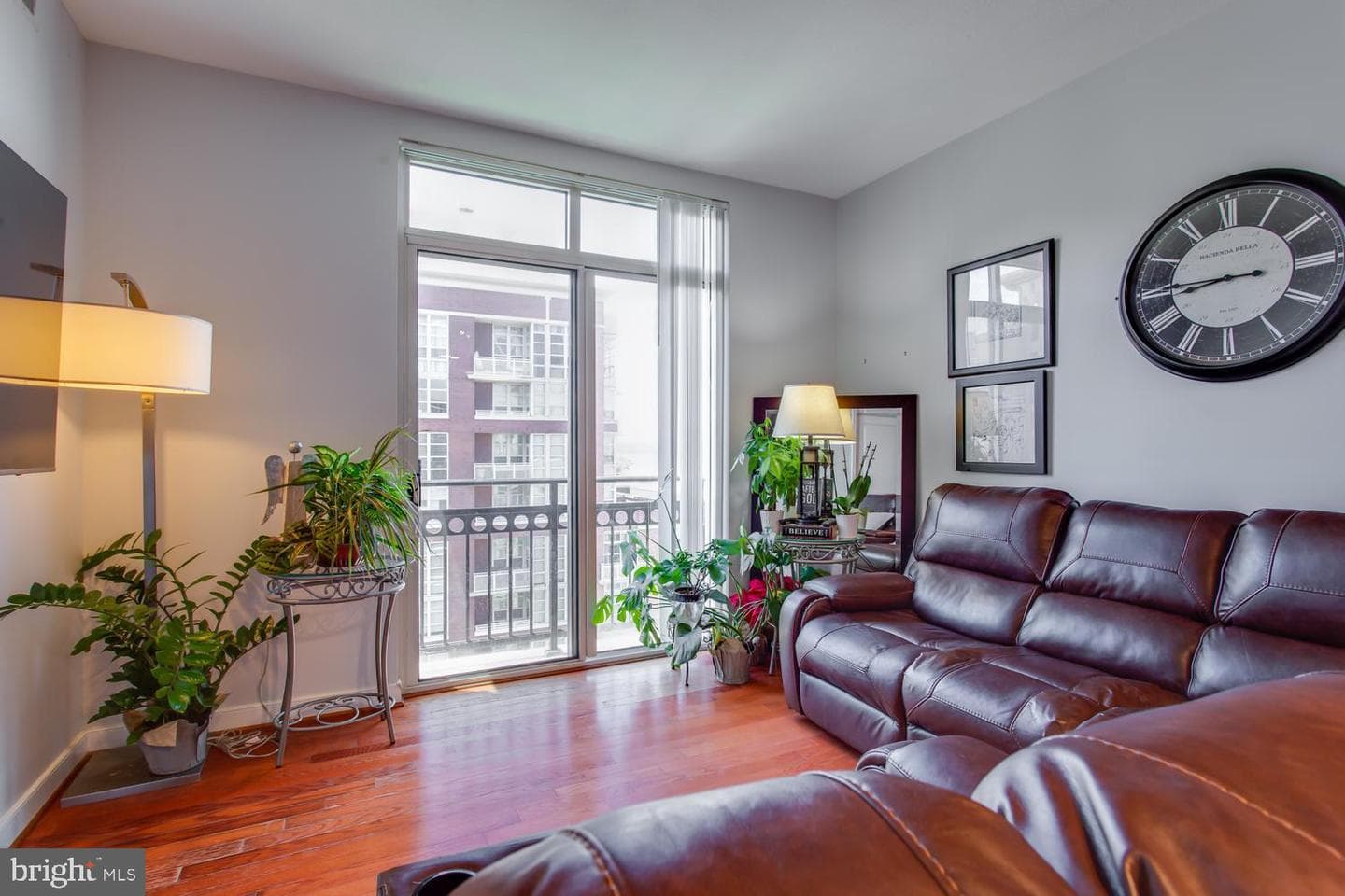 155 Potomac Passage #910 photo 27
