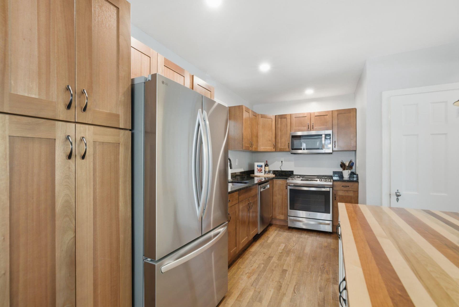 4308 East West Highway photo 7