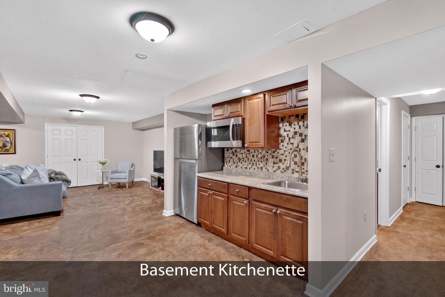 16098 Gales Street photo 37