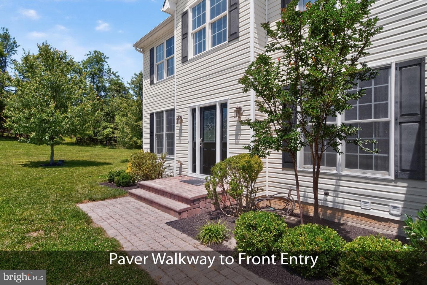 16098 Gales Street photo 4