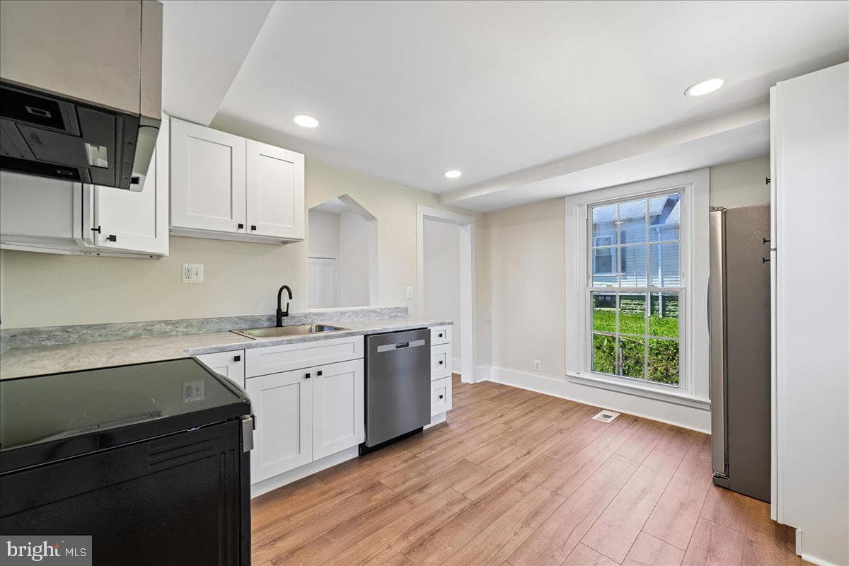 4012 Will Street photo 18