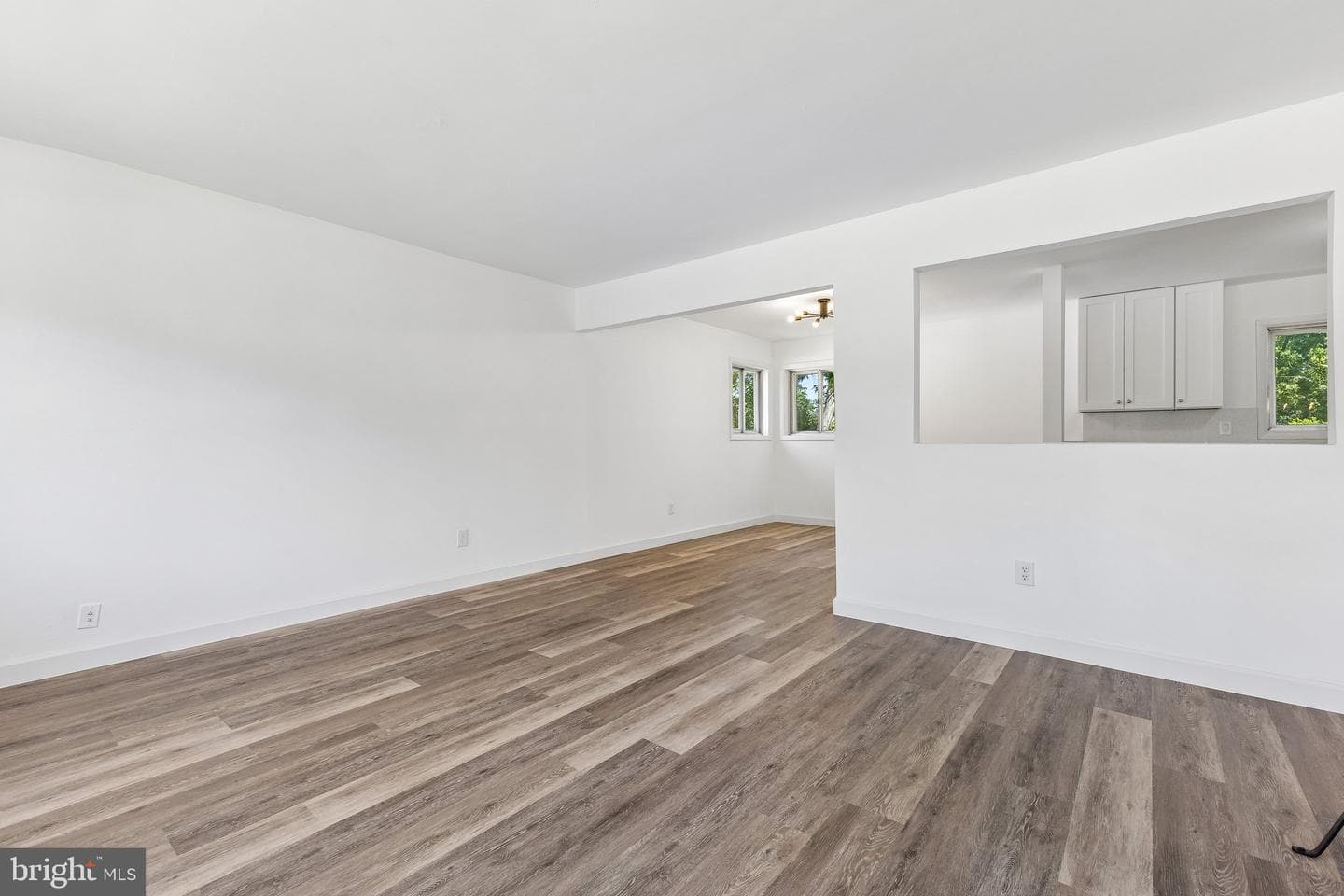 308 Aragona Drive photo 4