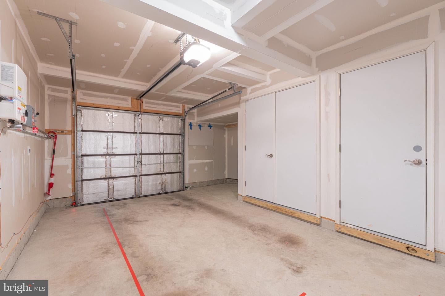3555 Carnaby Street photo 39