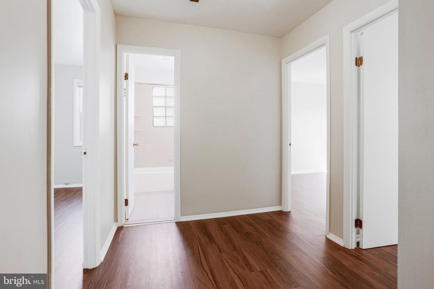 7612 Erica Lane photo 19