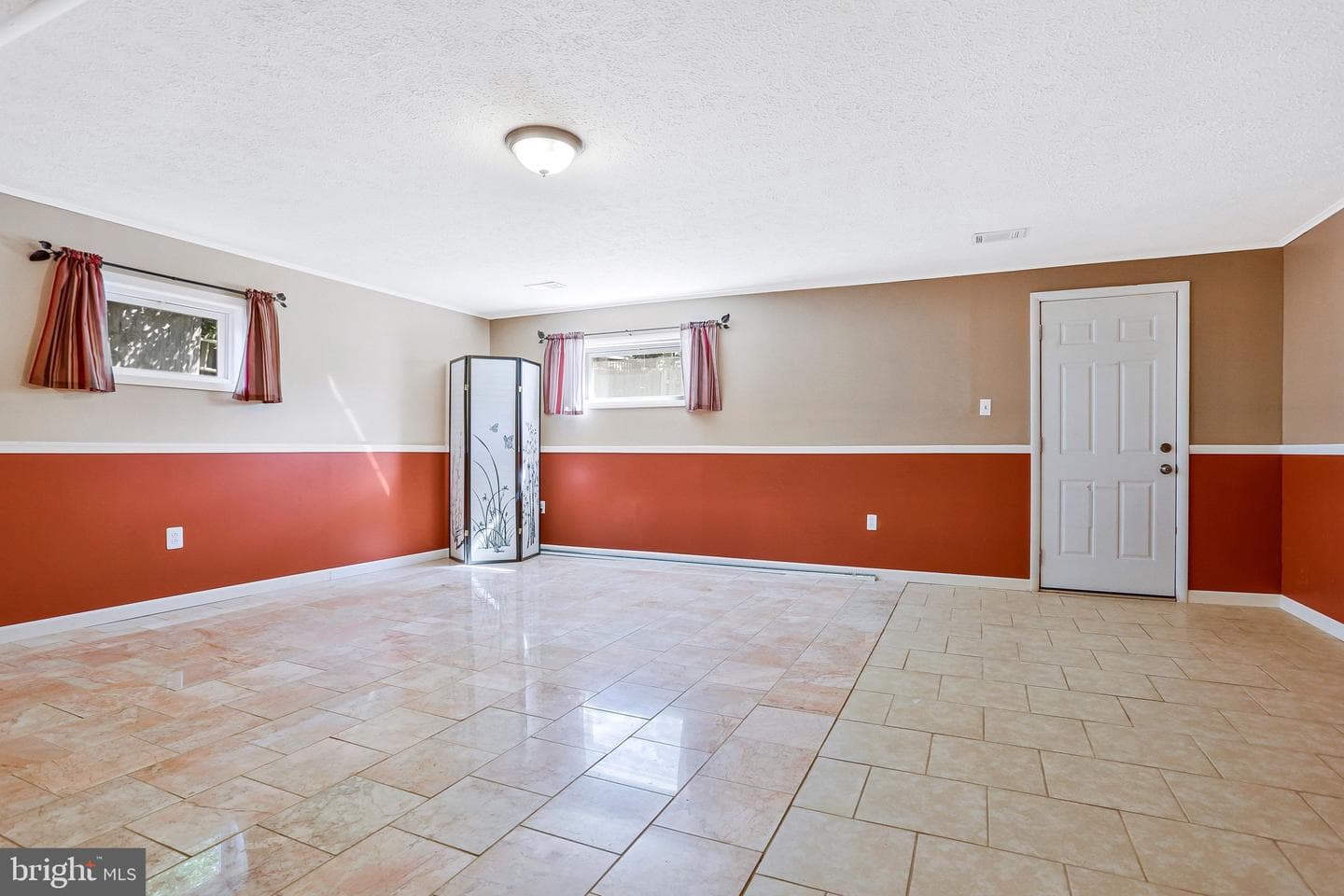 7612 Erica Lane photo 35
