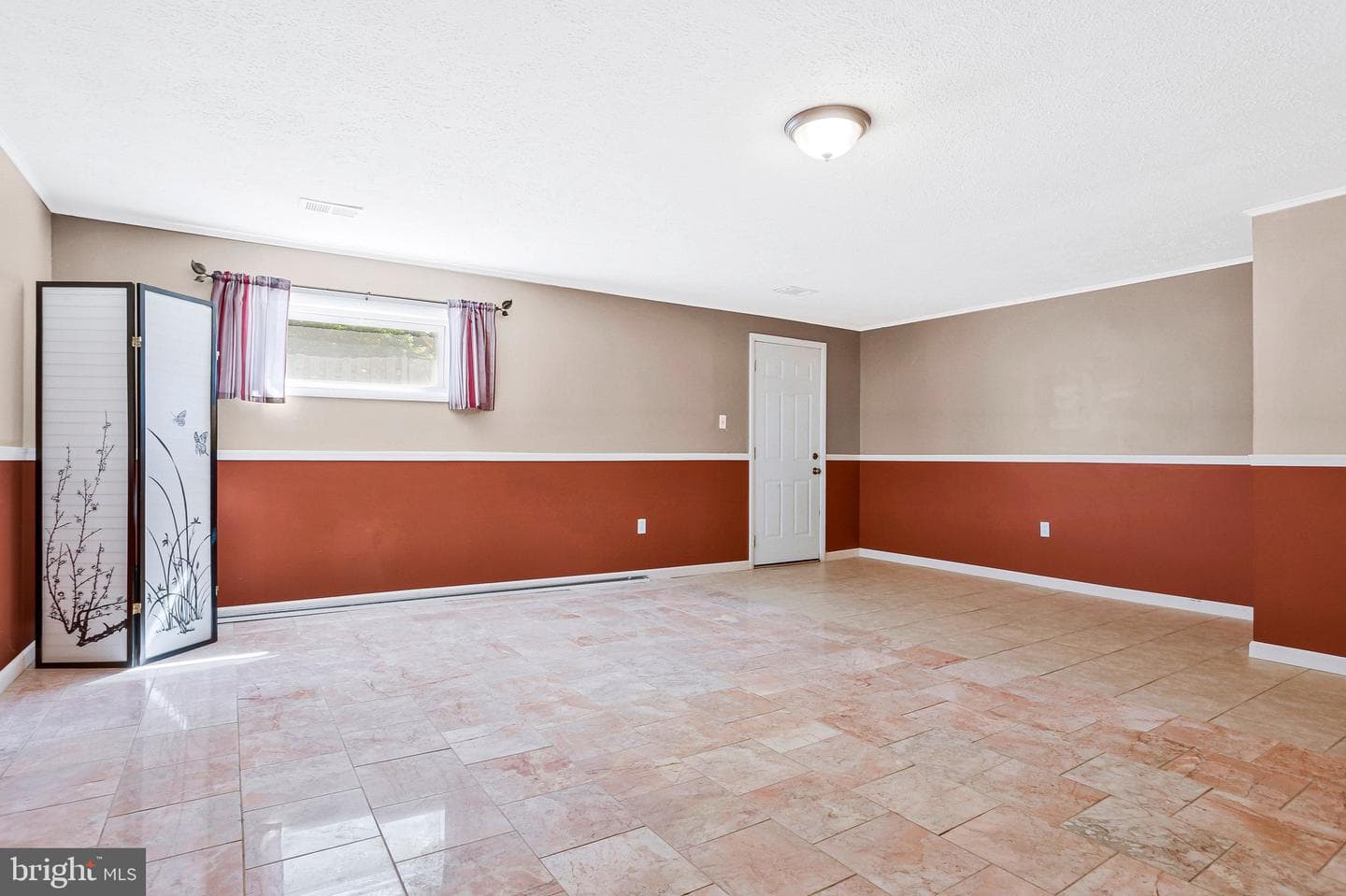 7612 Erica Lane photo 37