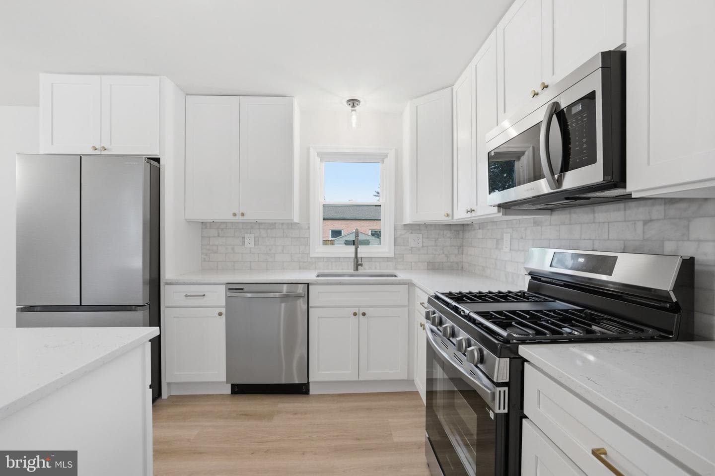 9414 Eldred Place photo 11