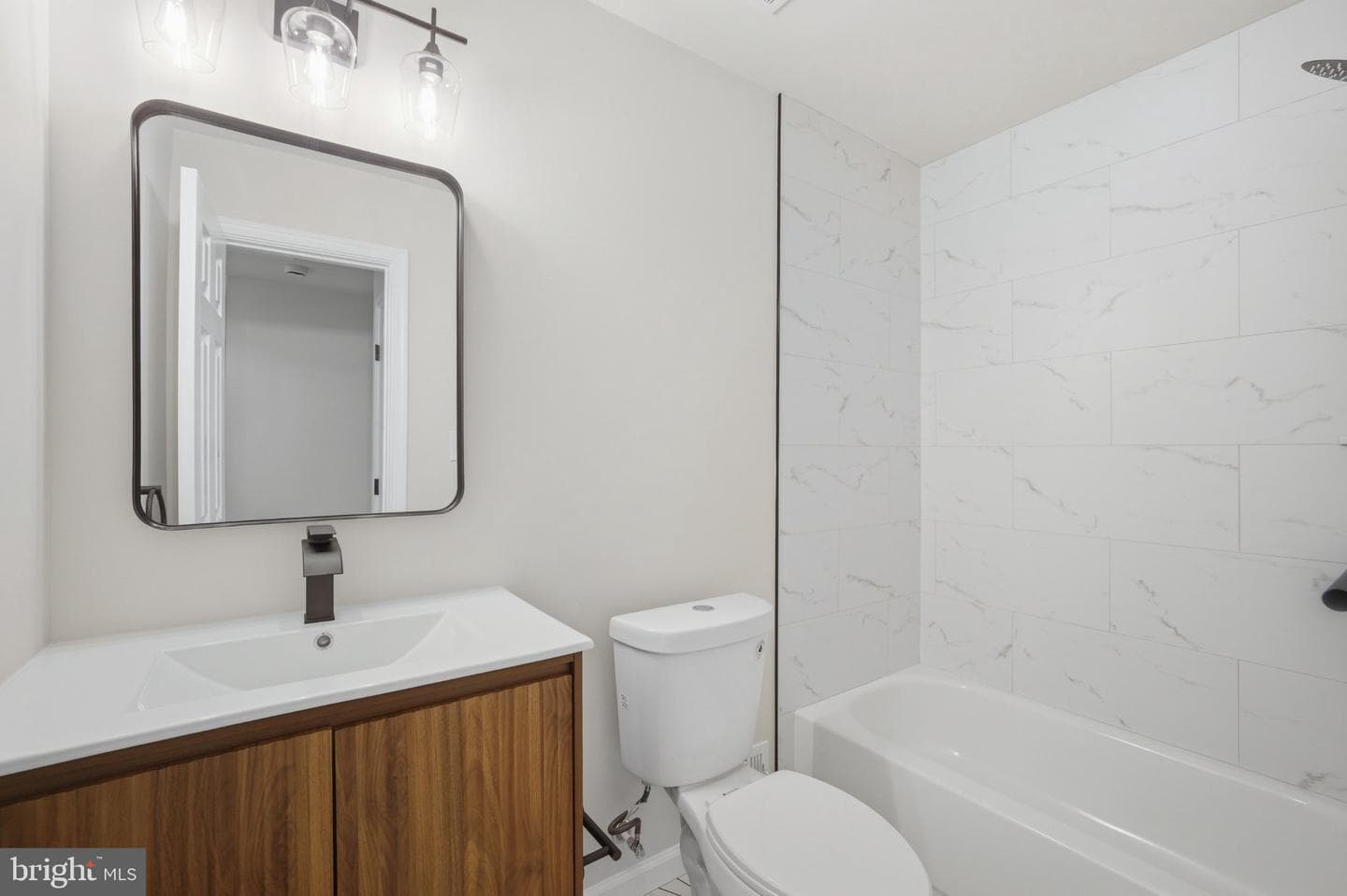 9414 Eldred Place photo 15