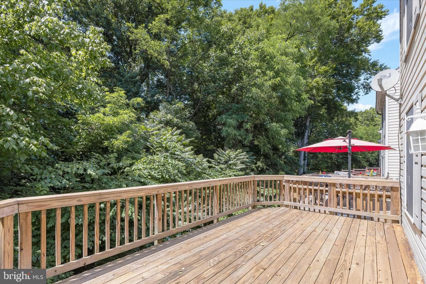 716 Streamside Drive photo 23