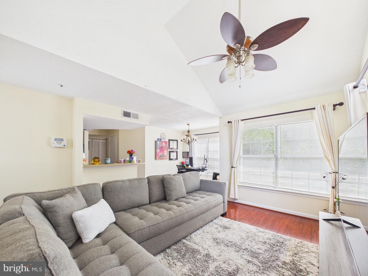 15819 Easthaven Court #210 photo 4
