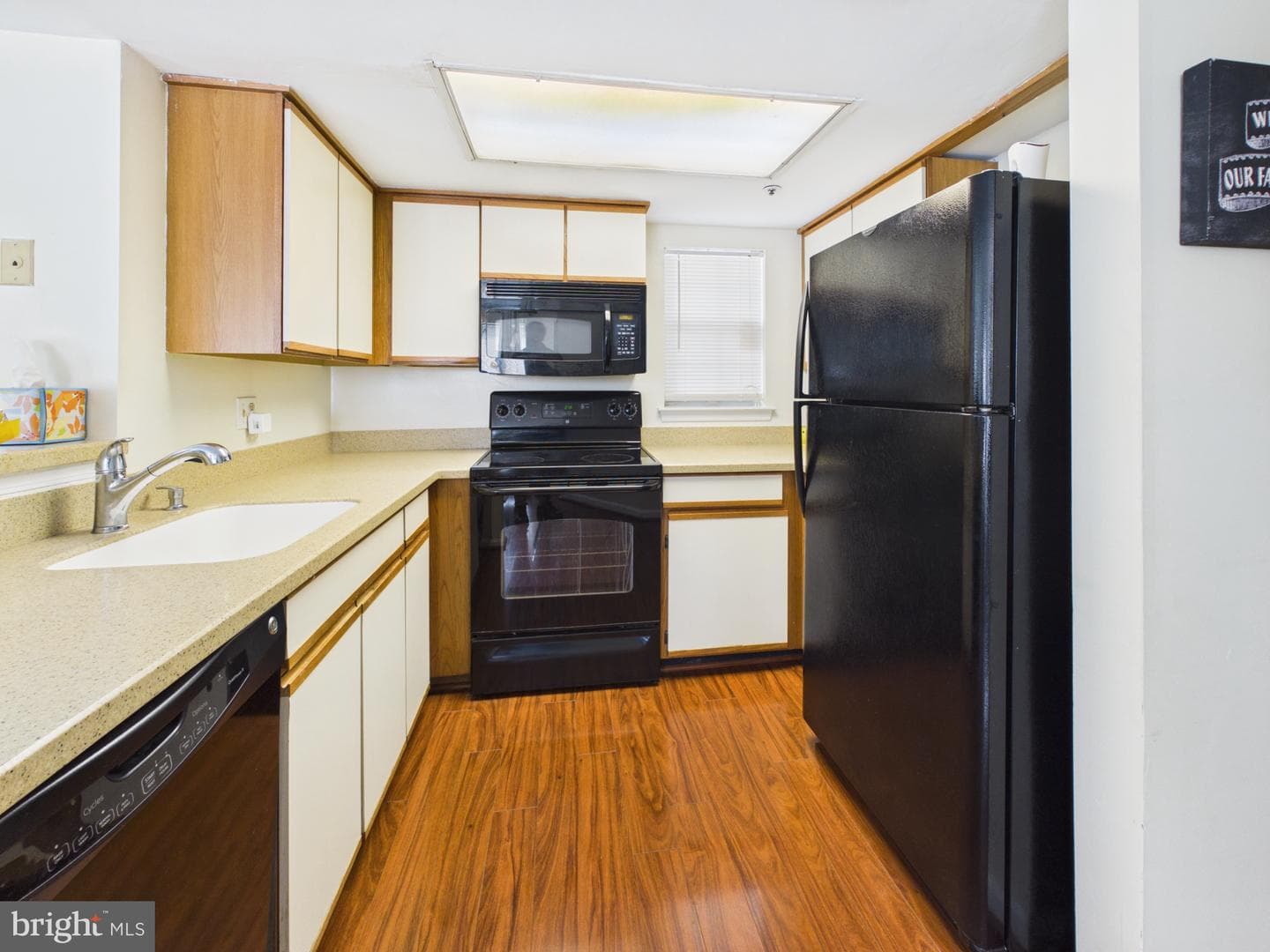 15819 Easthaven Court #210 photo 6
