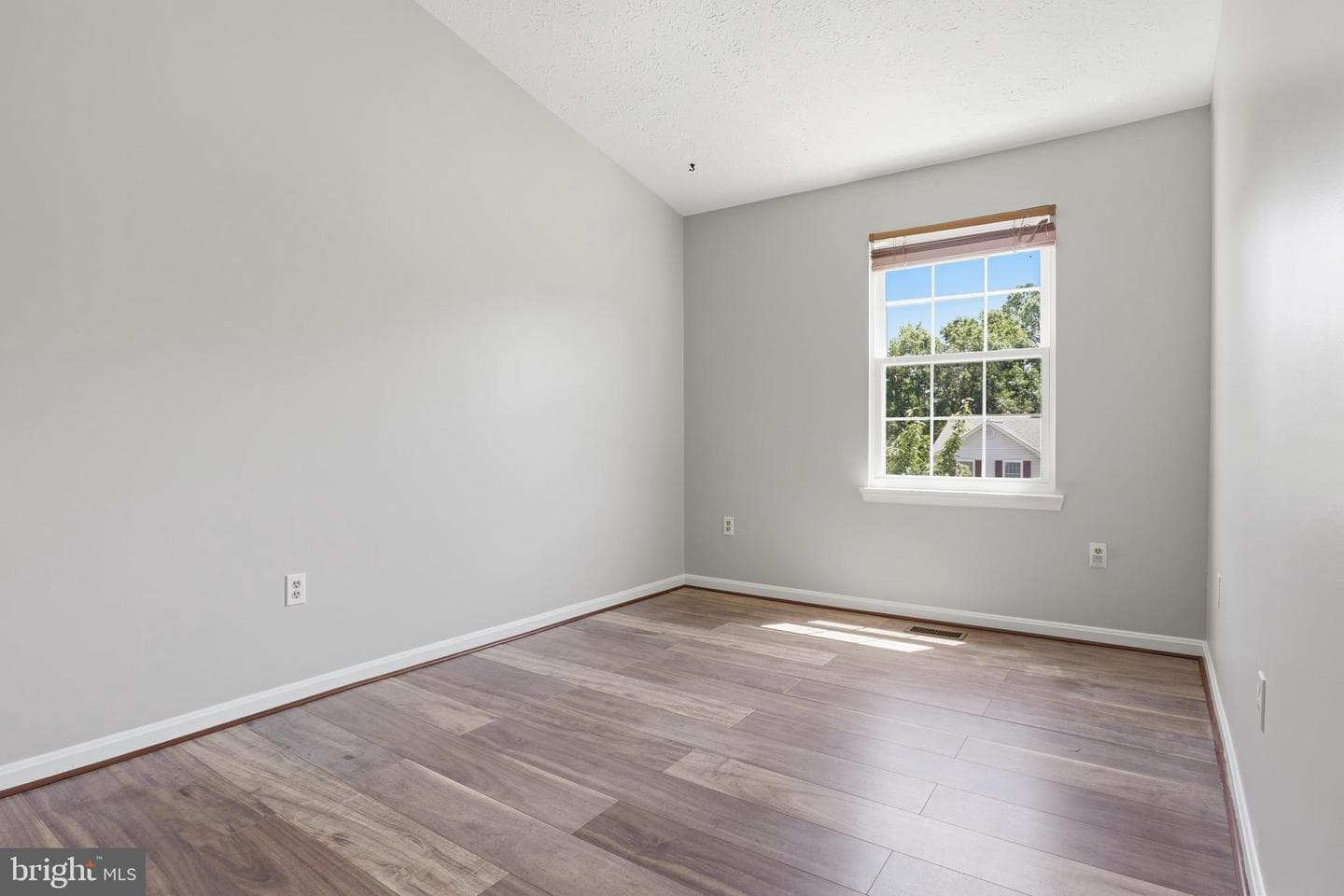 7718 Ora Court photo 17