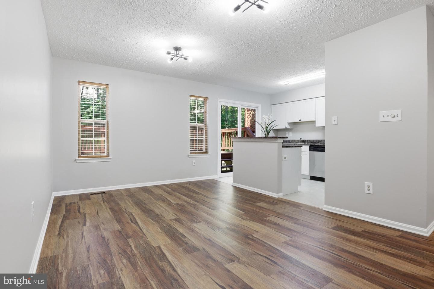 7718 Ora Court photo 8