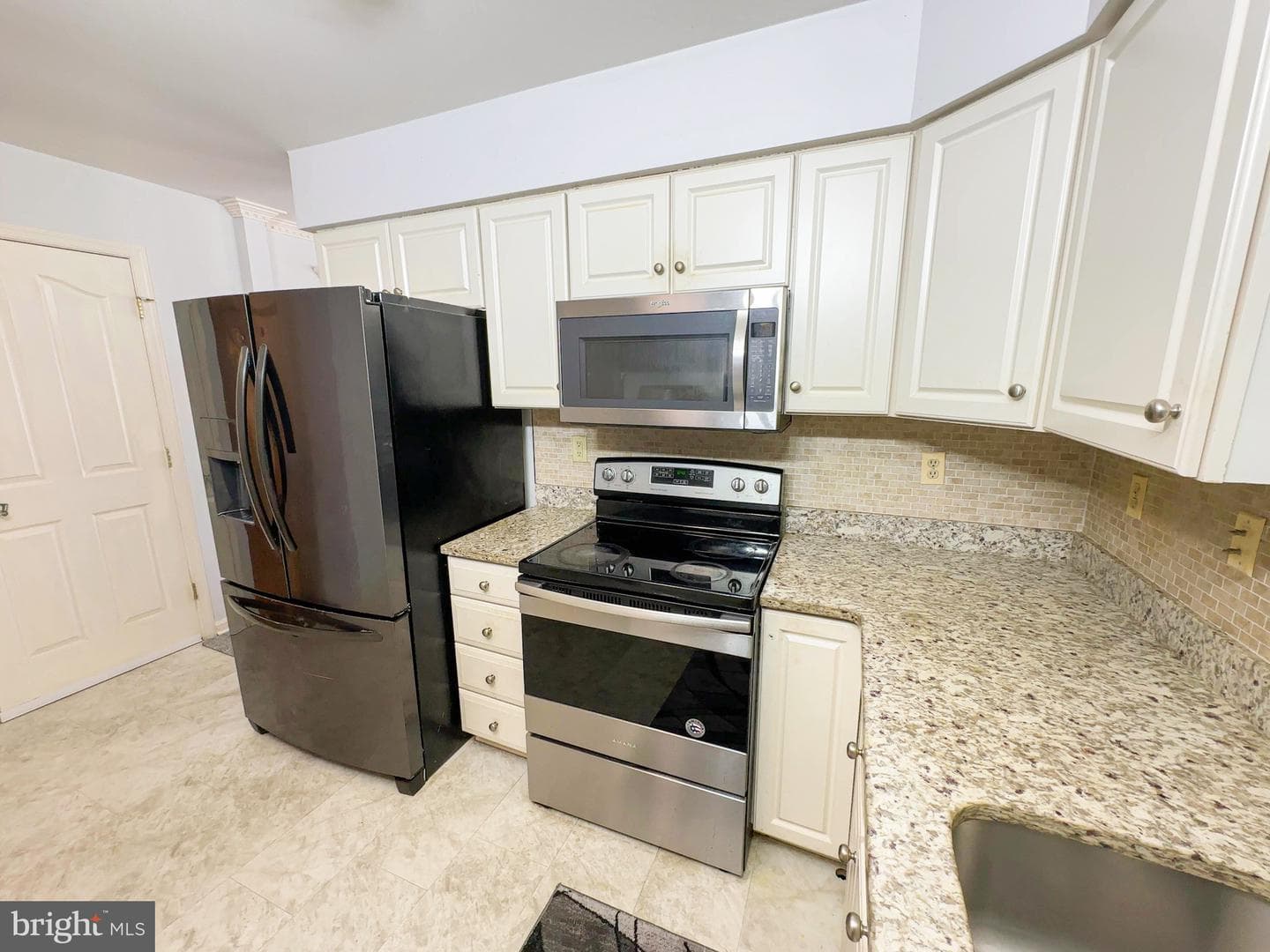 7504 Cailen Court photo 8