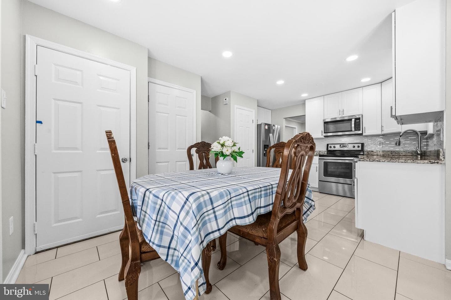 8707 Delphi Drive photo 10