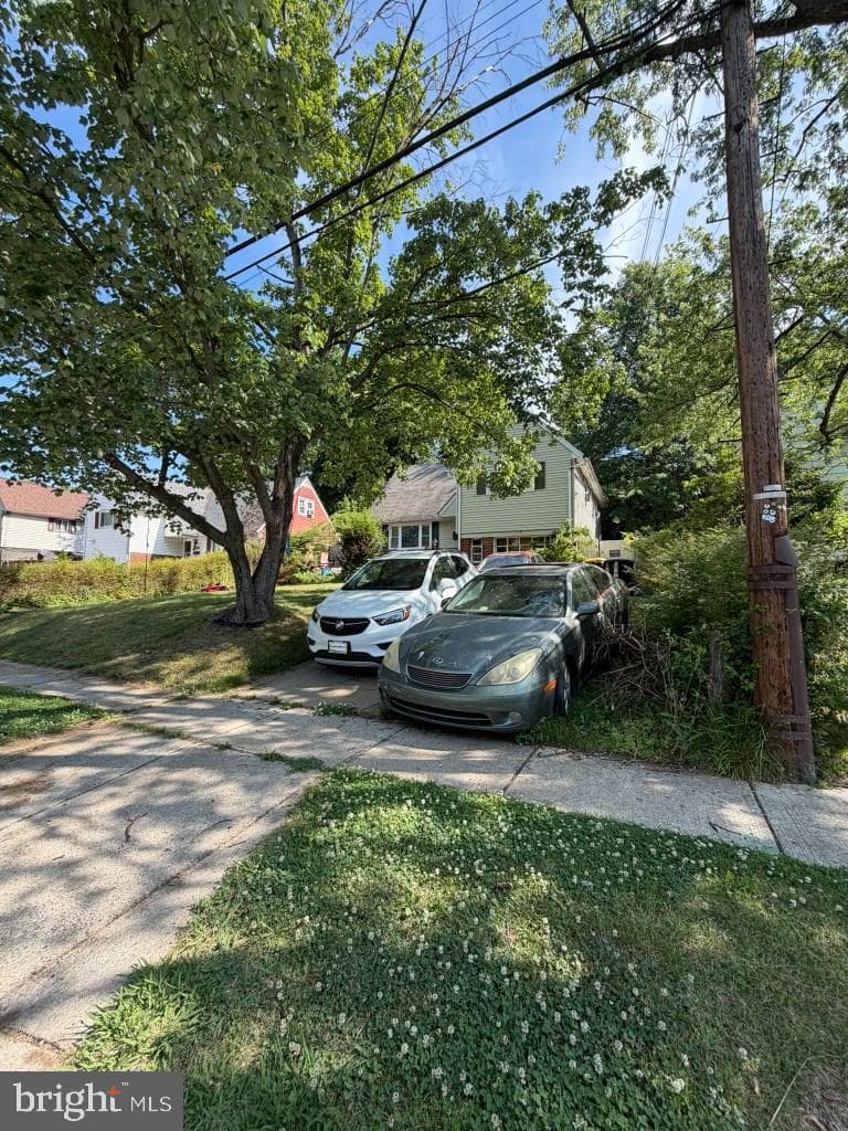 6104 Greenvale Parkway photo 3