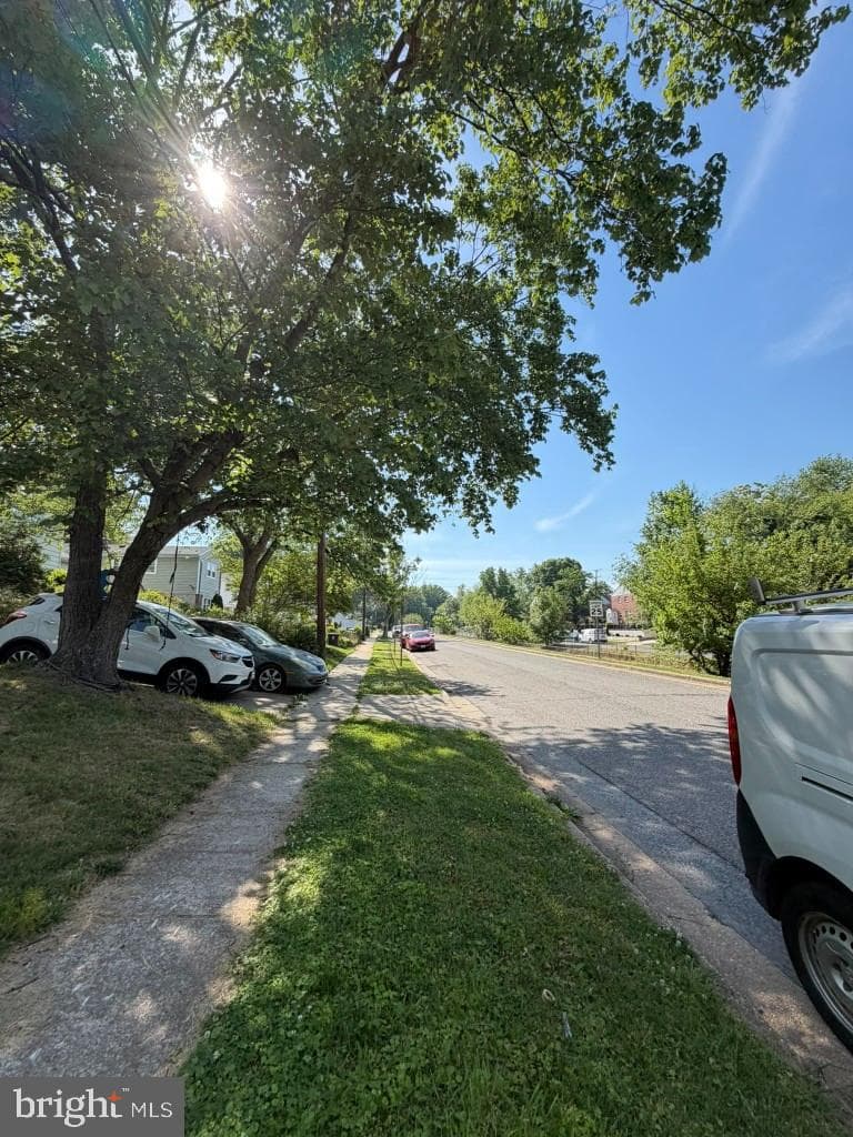 6104 Greenvale Parkway photo 6