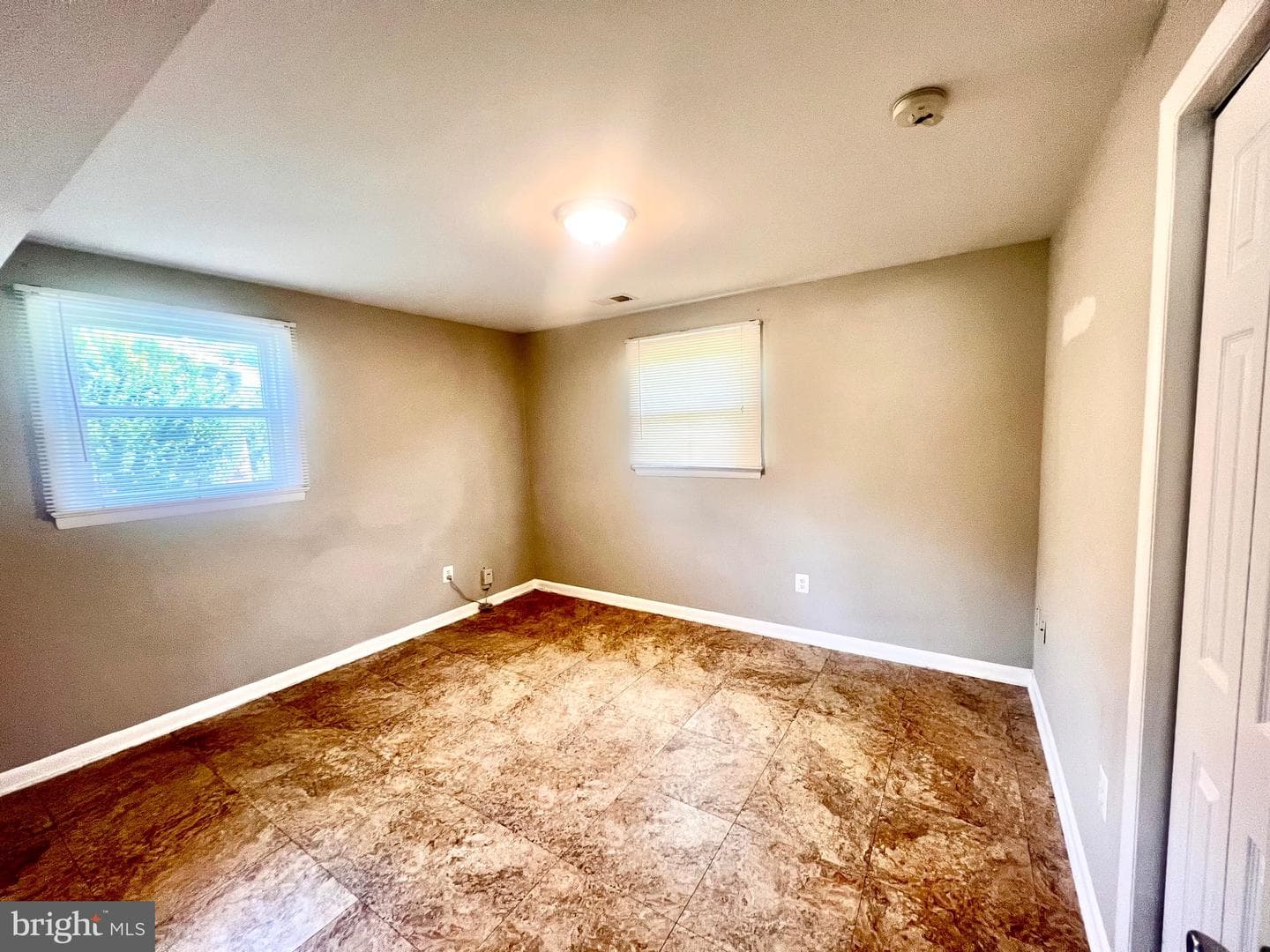9109 Pinehurst Drive photo 16