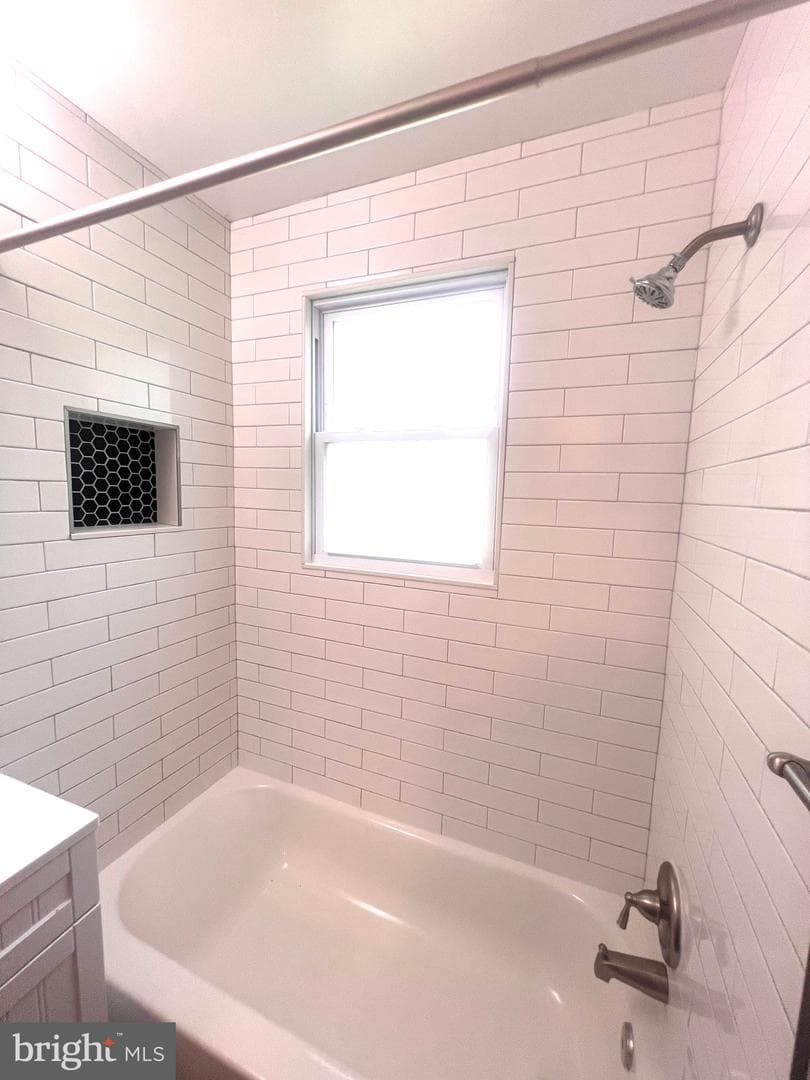 9109 Pinehurst Drive photo 25