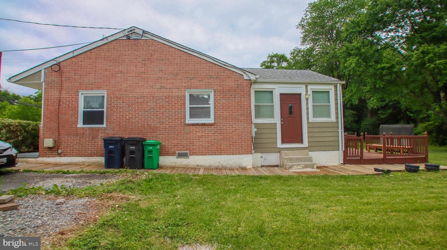 5602 Odell Road photo 3