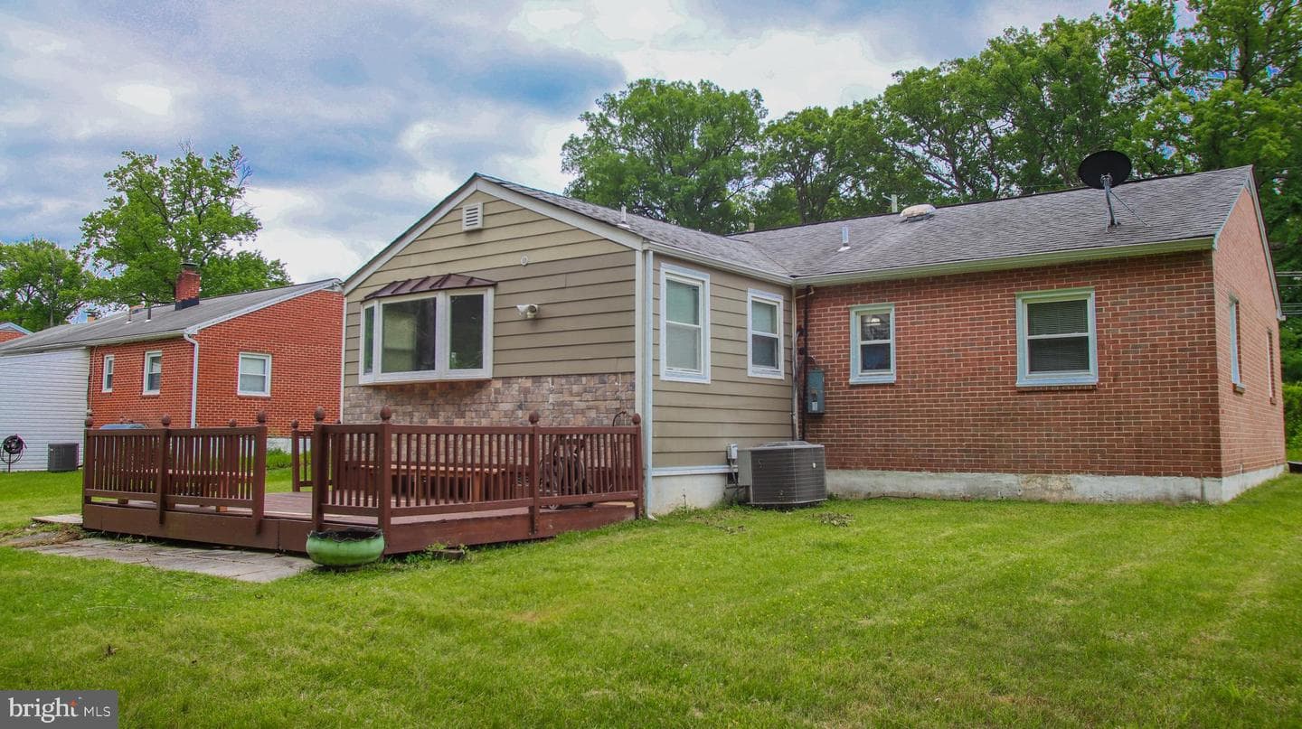 5602 Odell Road photo 9
