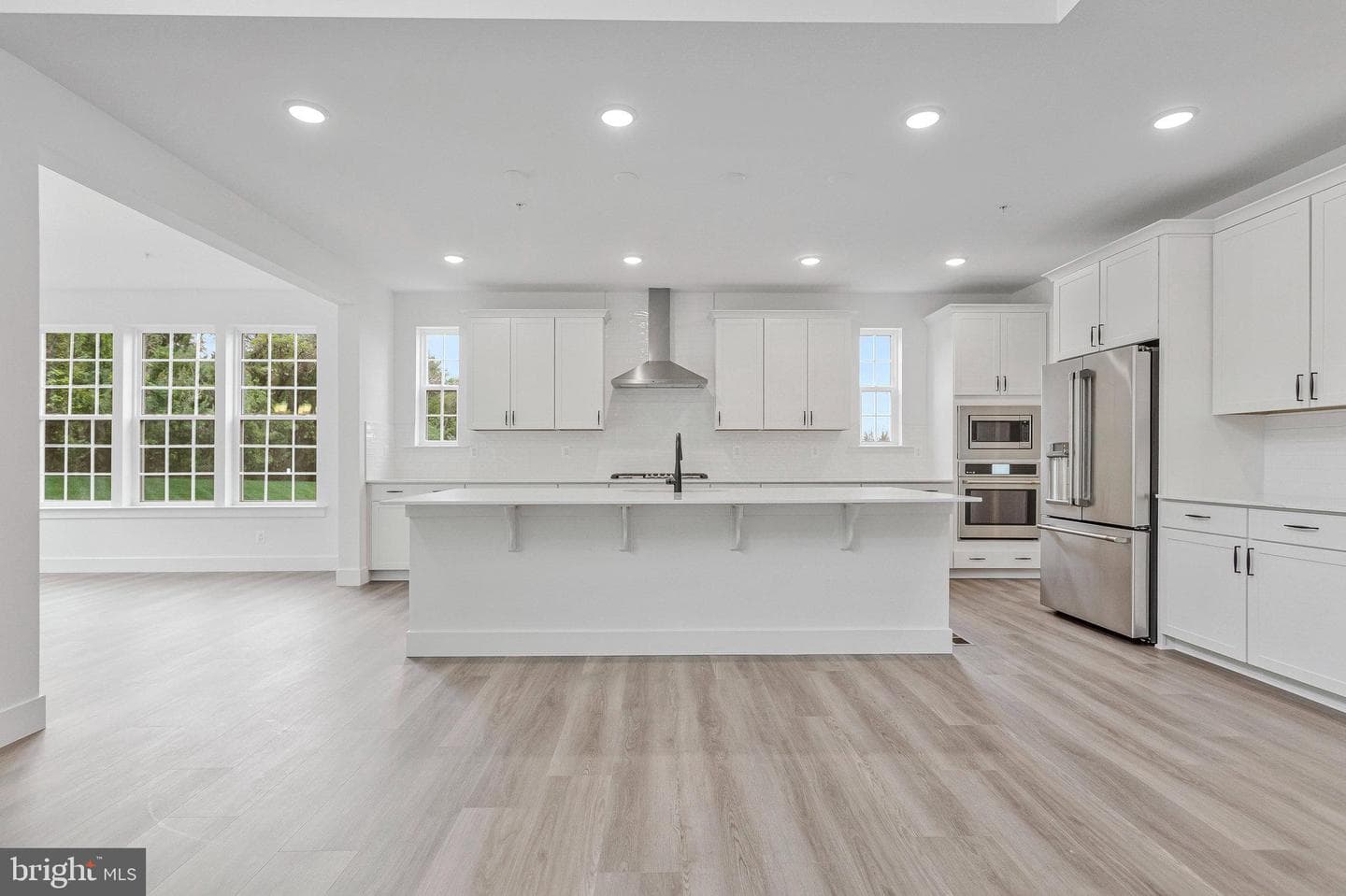 2024 Saint James Road photo 13