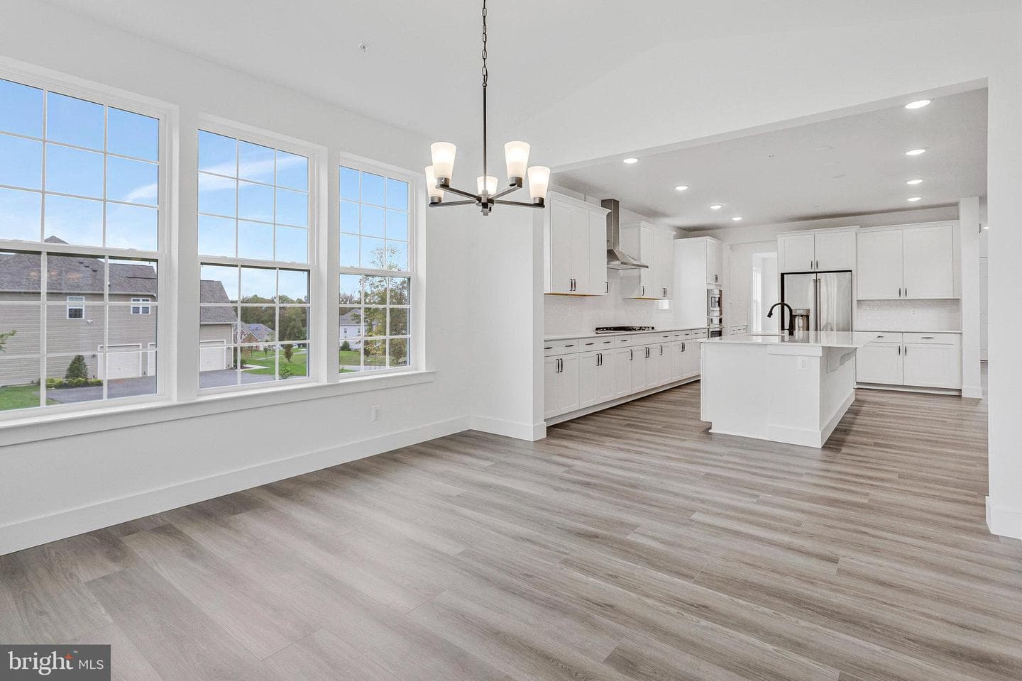 2024 Saint James Road photo 15