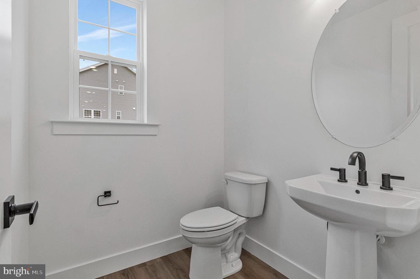 2024 Saint James Road photo 21