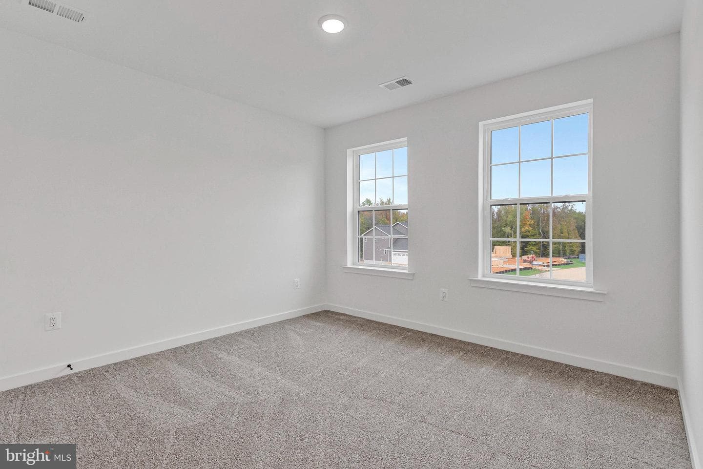 2024 Saint James Road photo 28