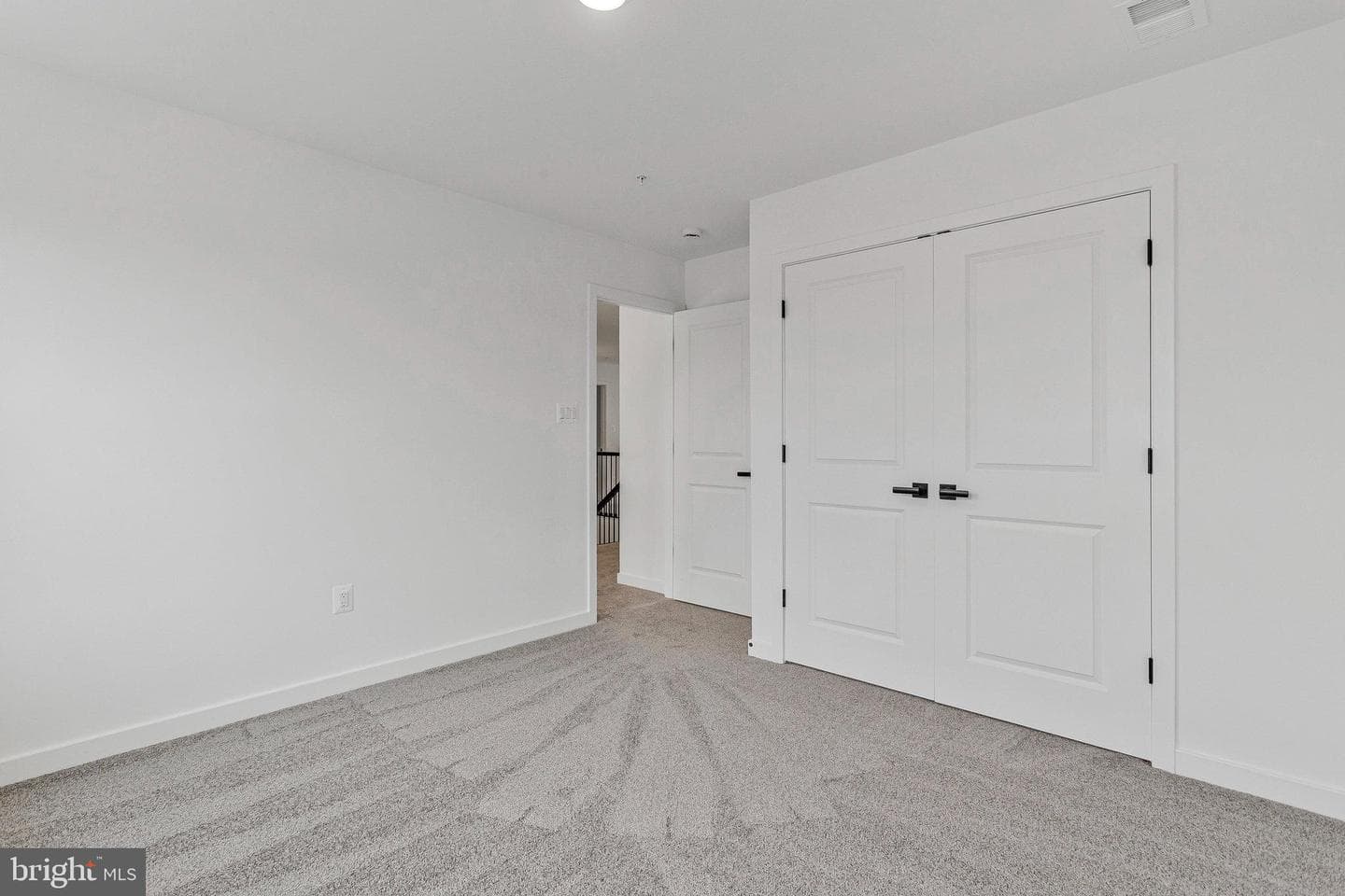 2024 Saint James Road photo 29