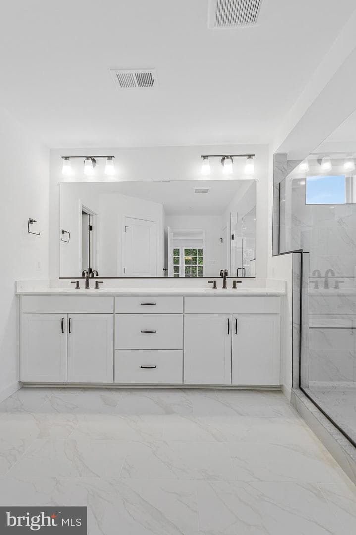 2024 Saint James Road photo 38
