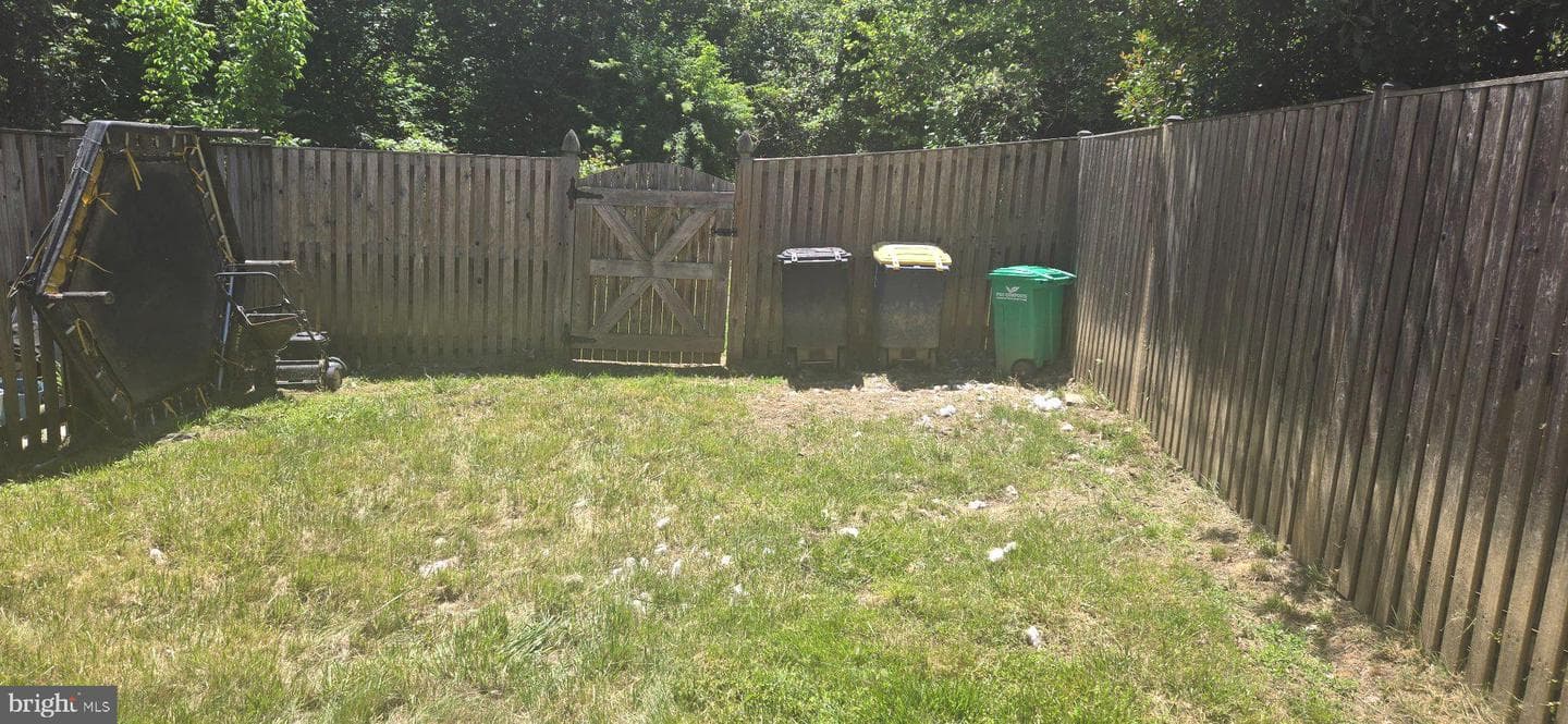 8913 Grandhaven Avenue photo 34