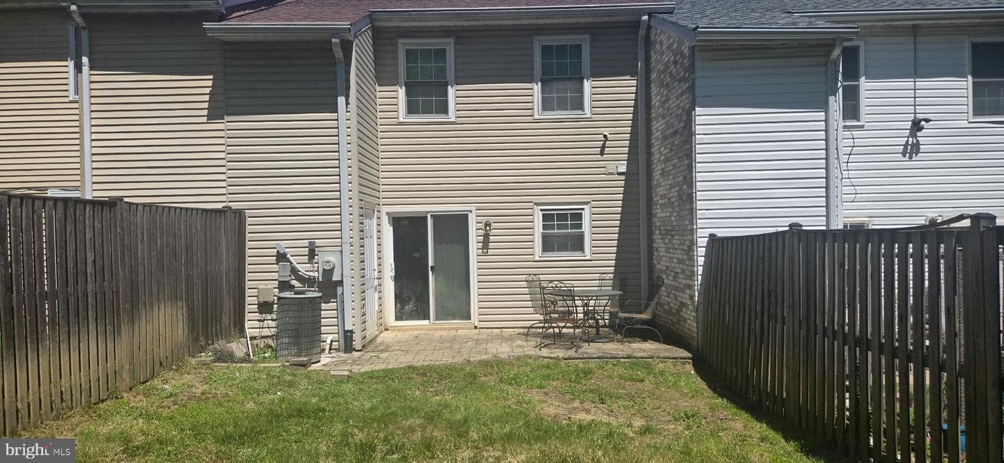 8913 Grandhaven Avenue photo 39