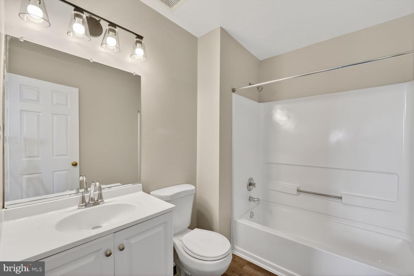 7013 Migliori Court photo 24