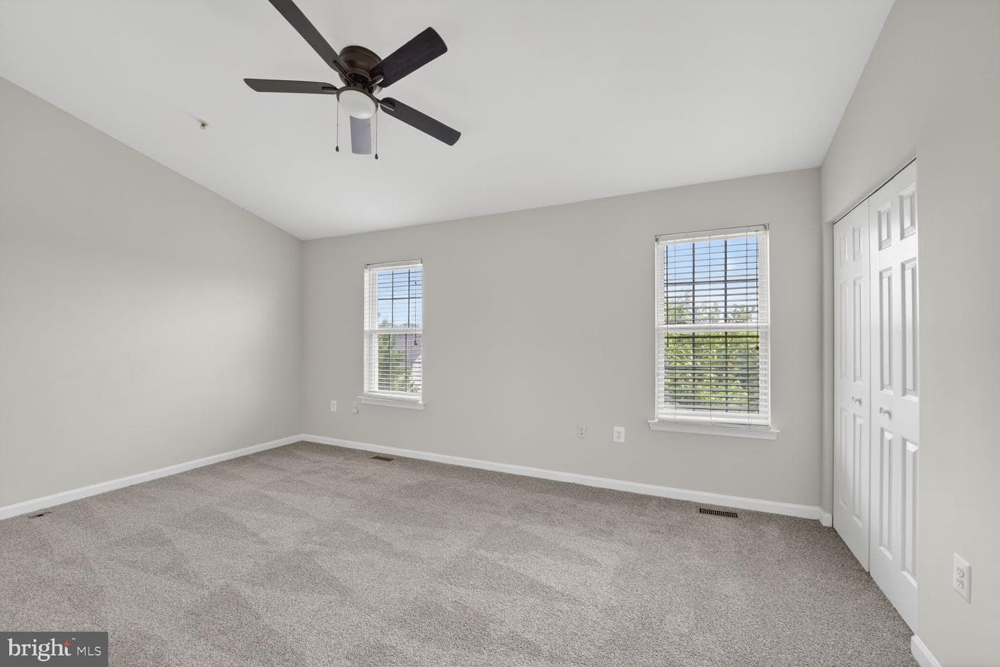 7013 Migliori Court photo 25