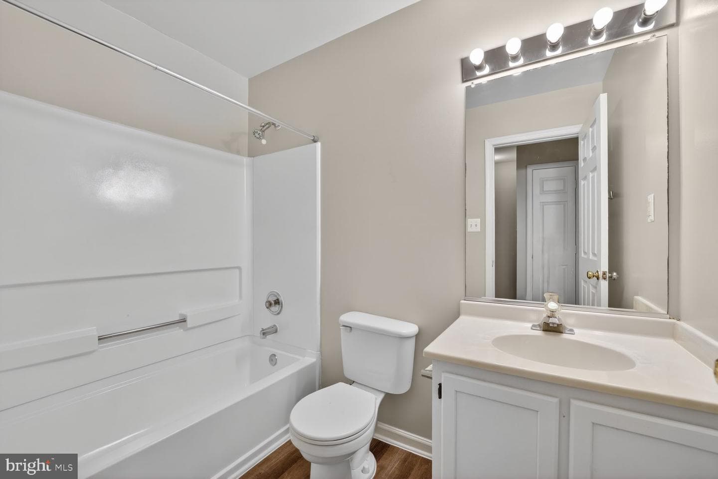 7013 Migliori Court photo 26