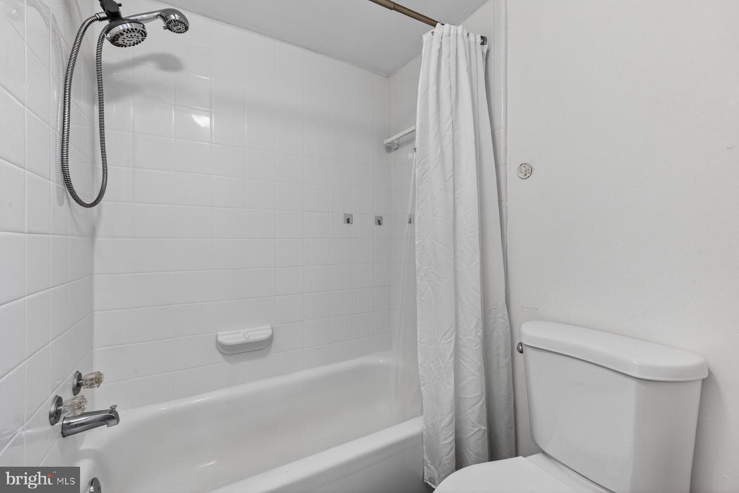 8695 Greenbelt Road #201 photo 13