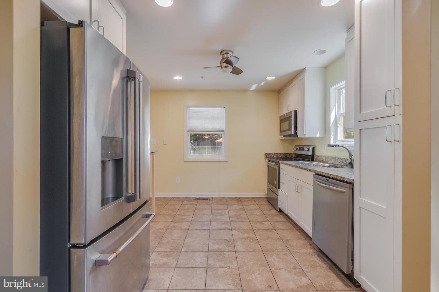 1114 Hybrid Avenue, Capitol Heights