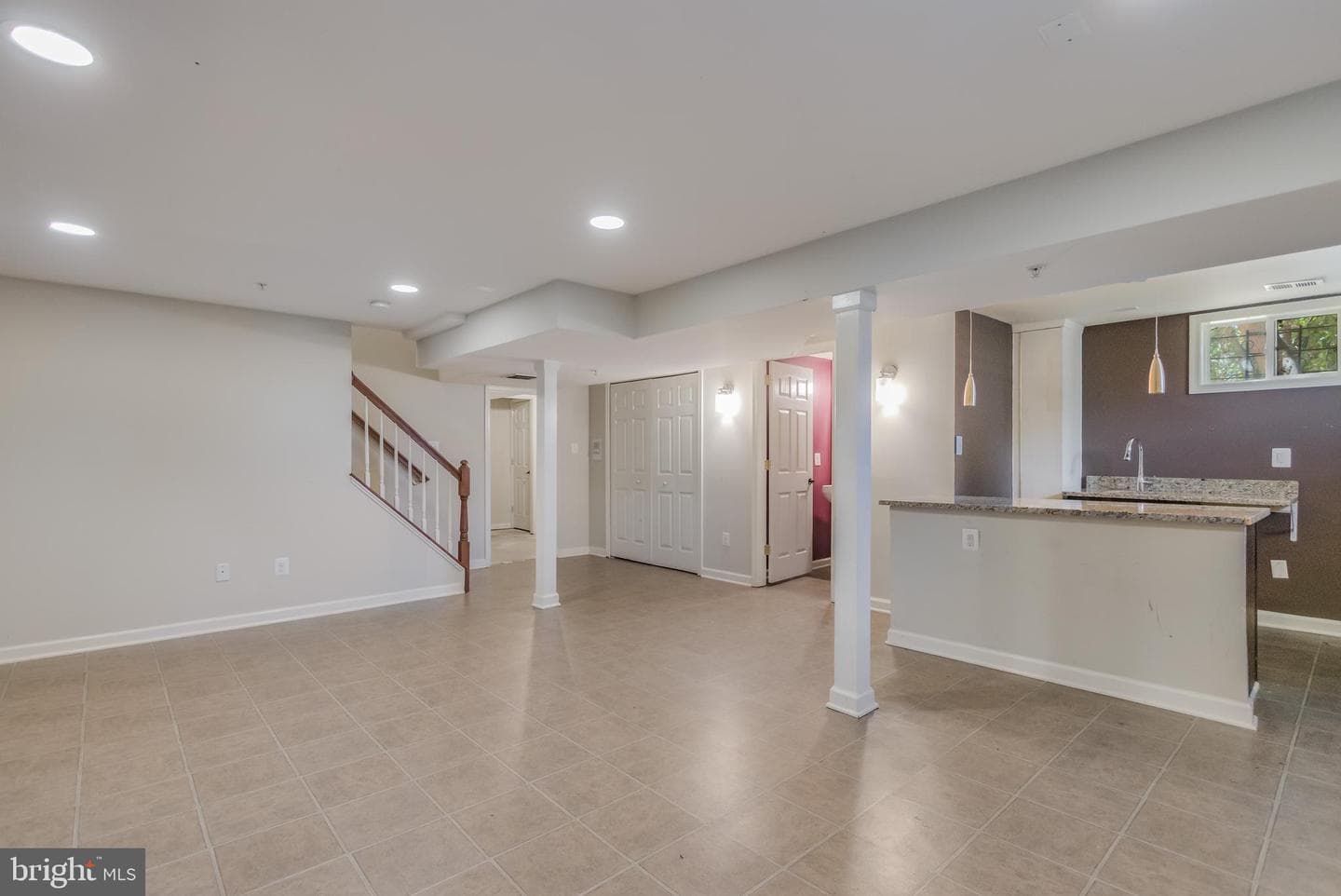 1114 Hybrid Avenue photo 20