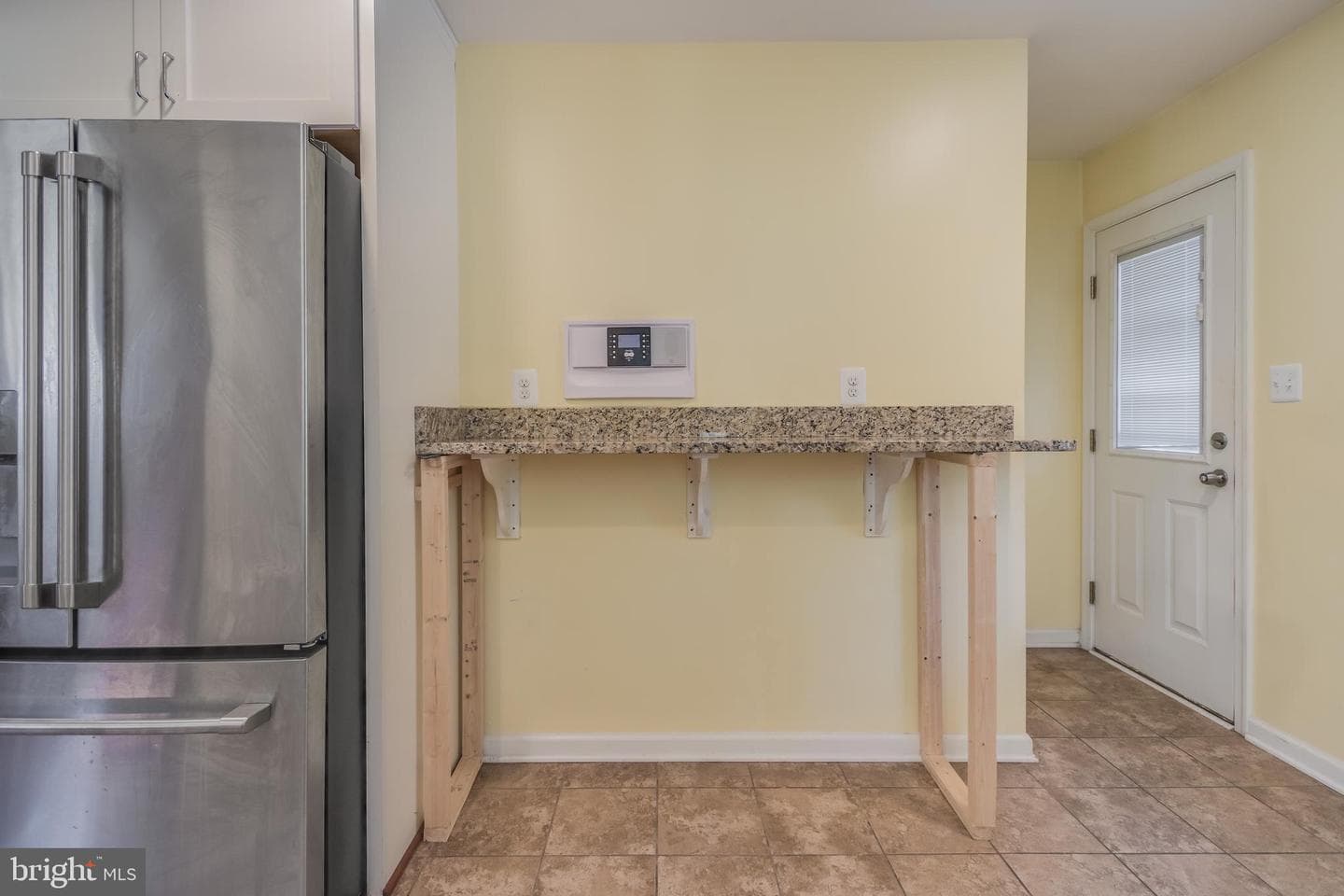 1114 Hybrid Avenue photo 7