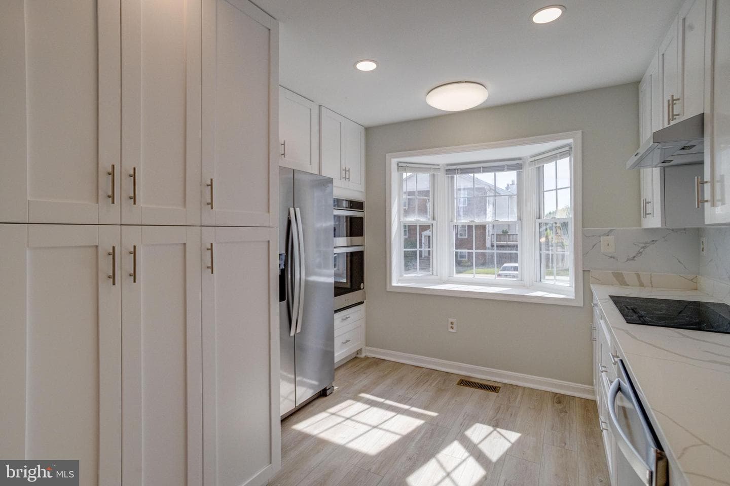 5943 Surratts Village Drive photo 12