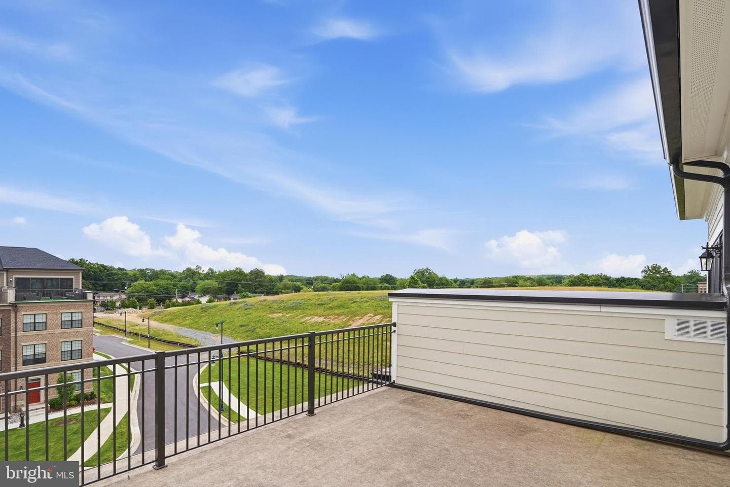 618 Skiff Way photo 55