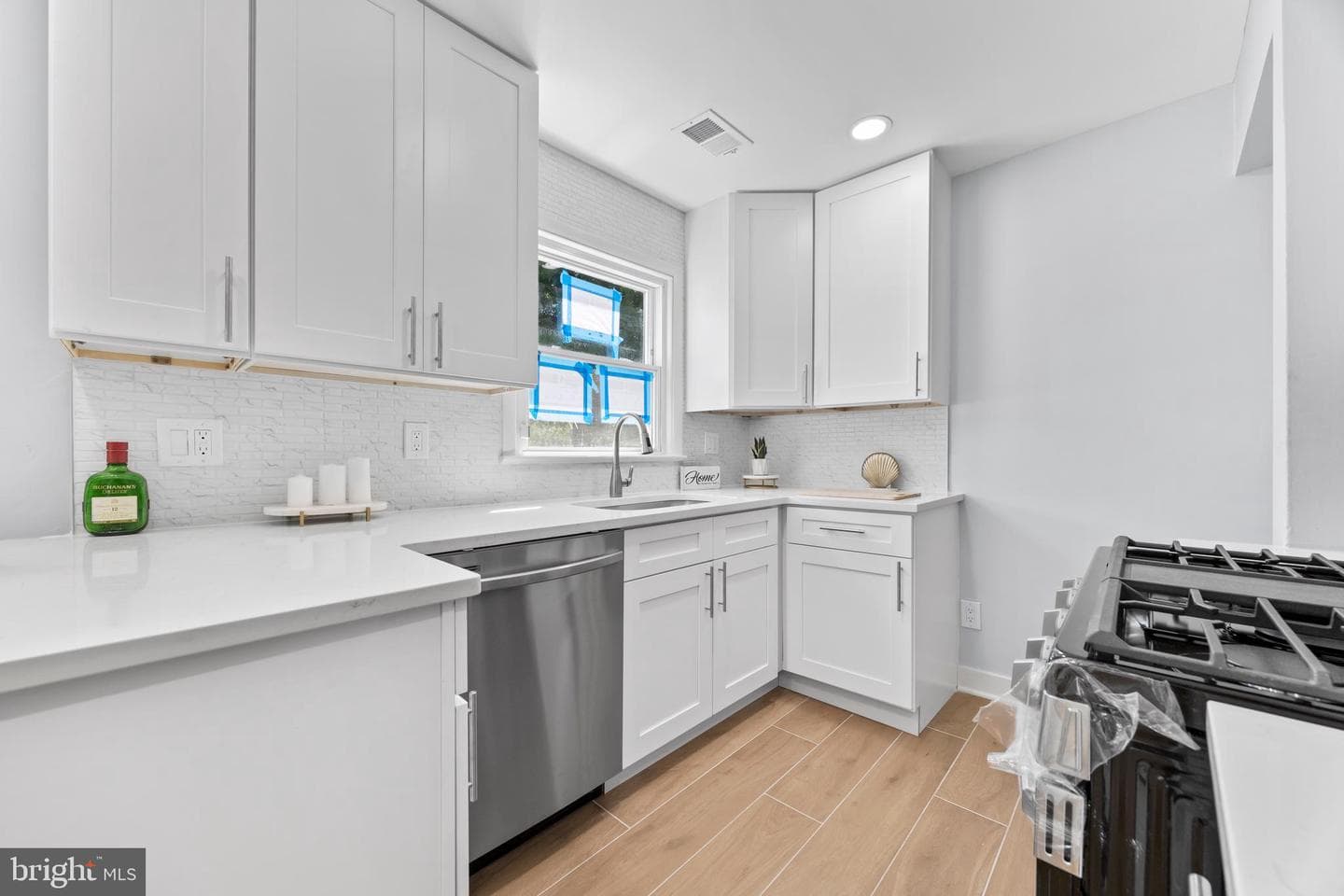 5712 30th Avenue photo 19
