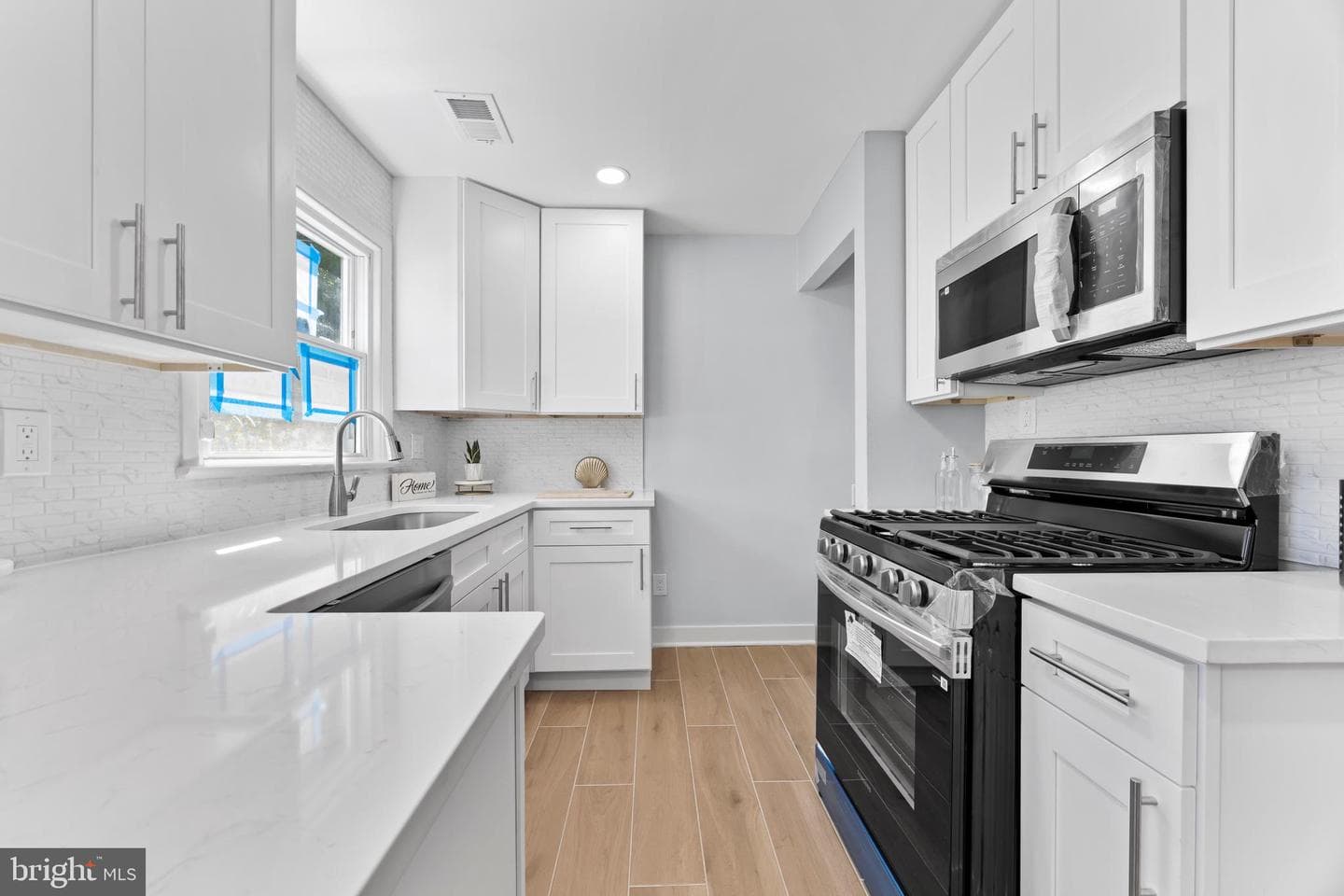 5712 30th Avenue photo 20