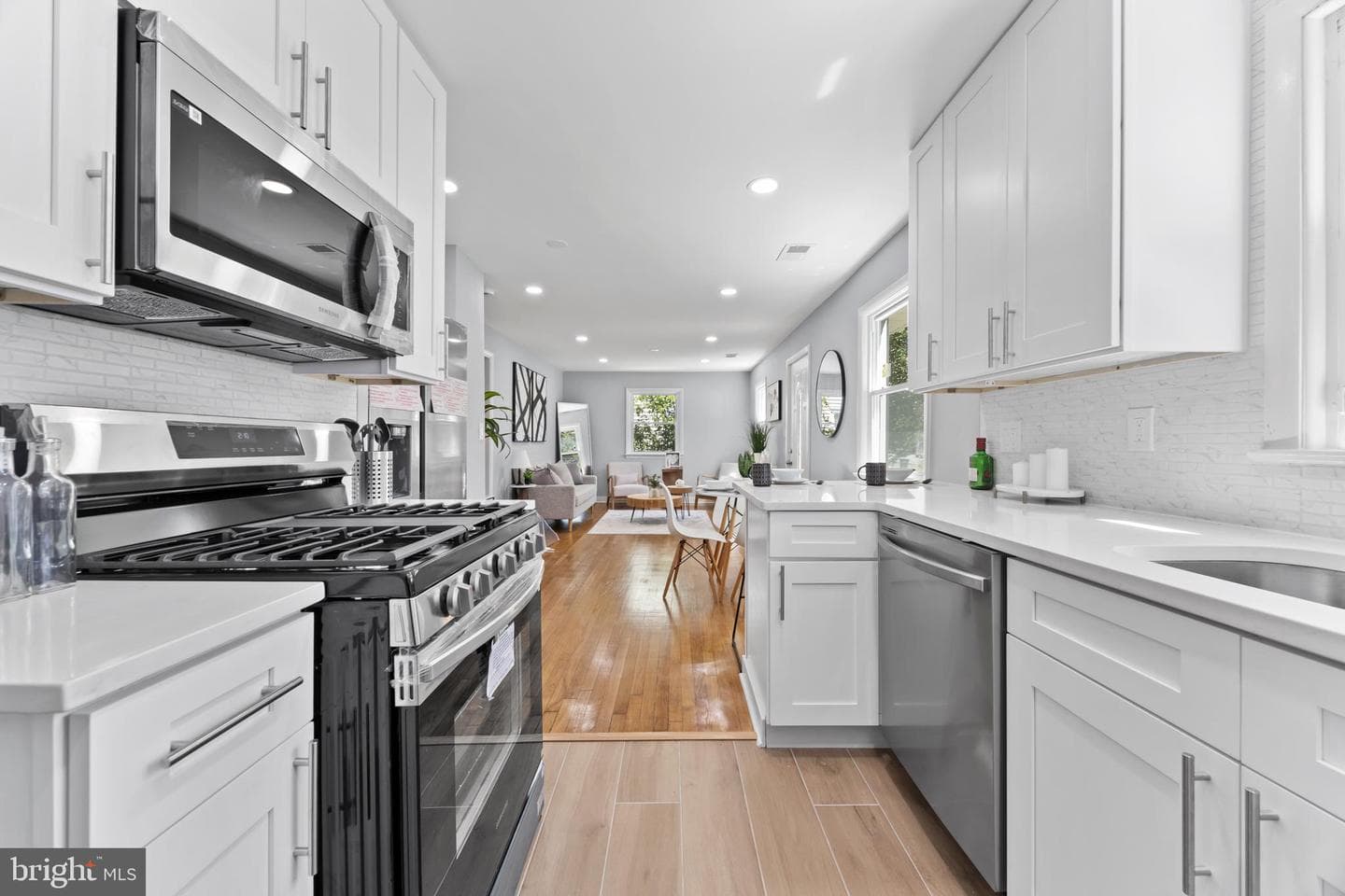 5712 30th Avenue photo 21