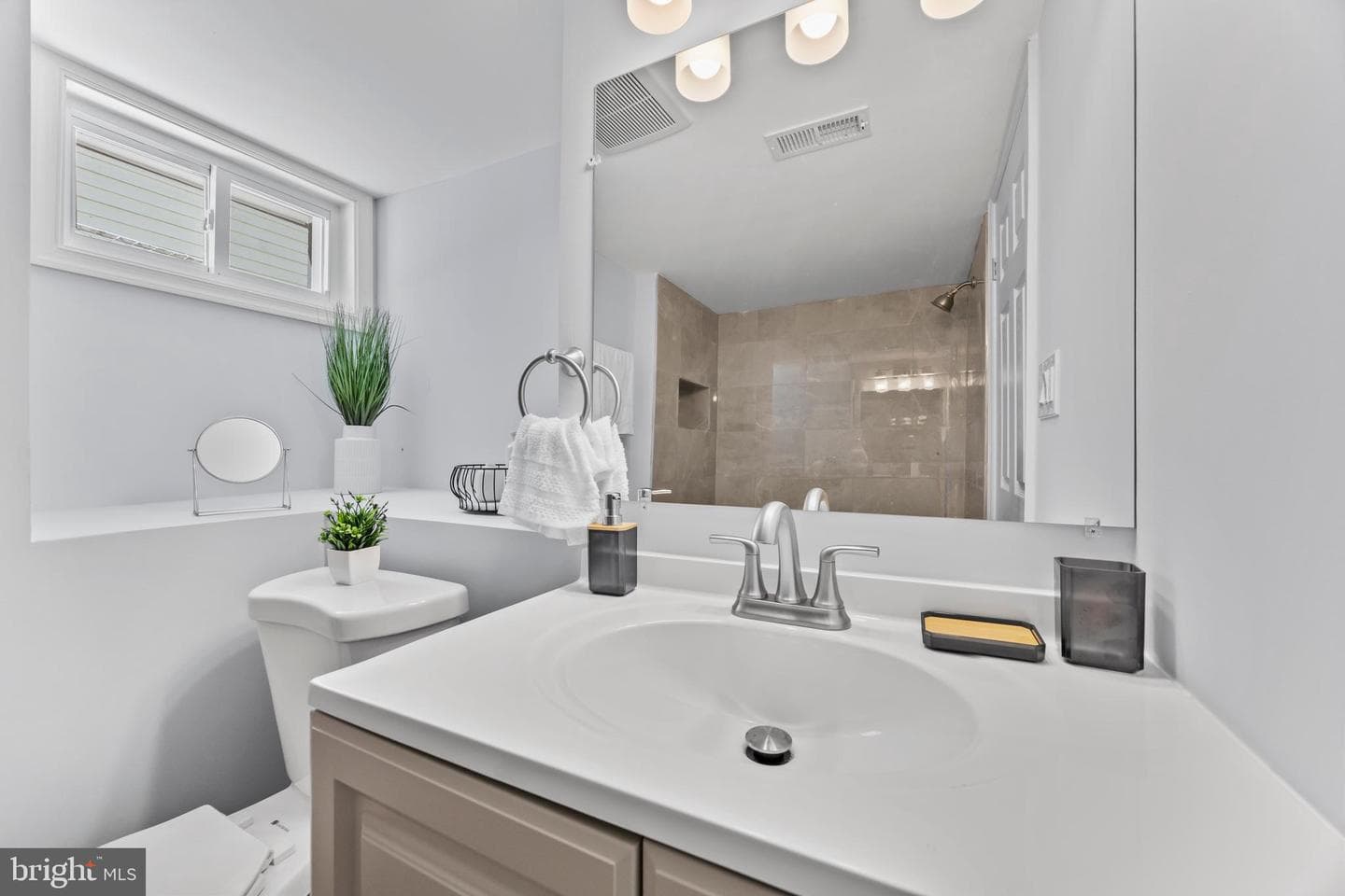 5712 30th Avenue photo 43