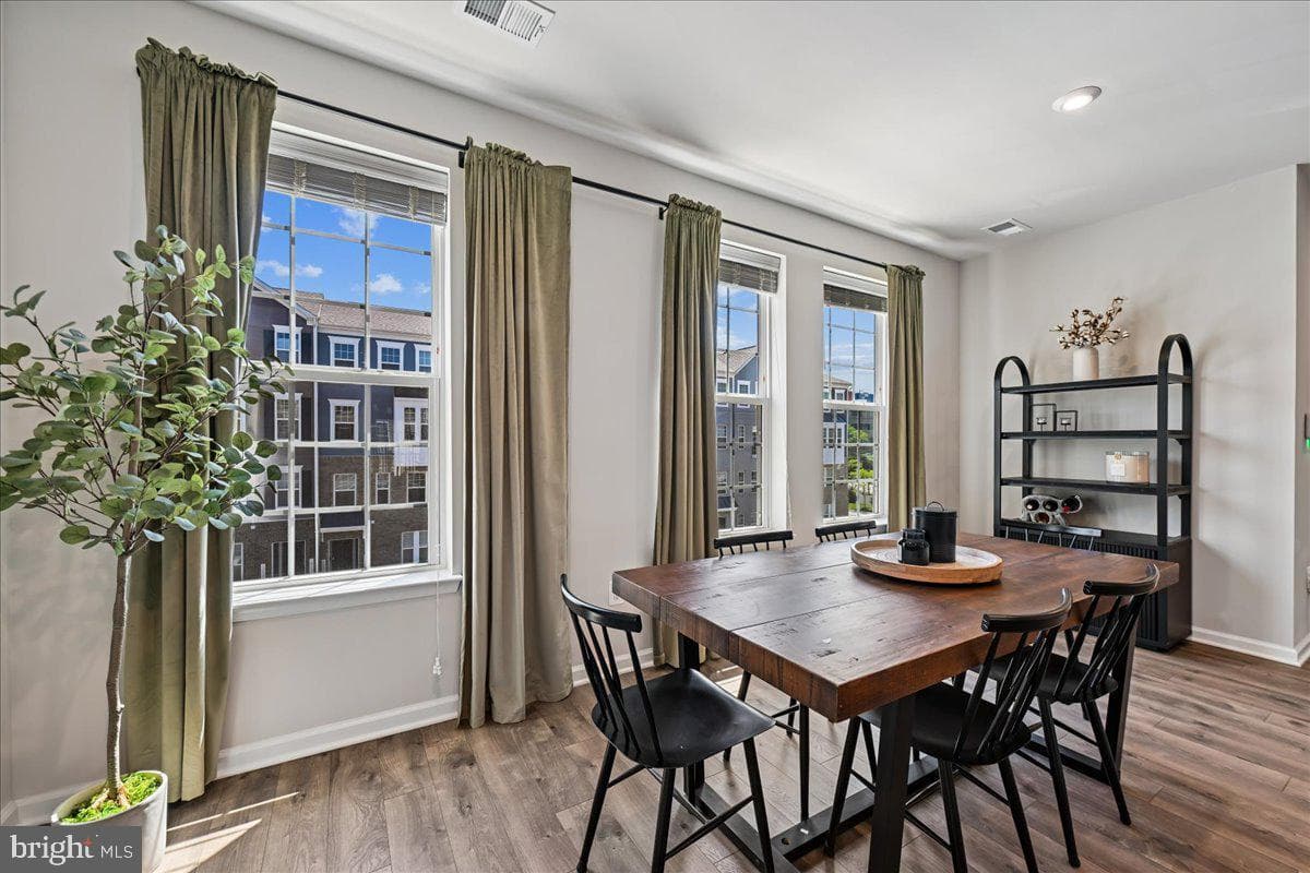 10518 Jim Lovell Lane photo 10